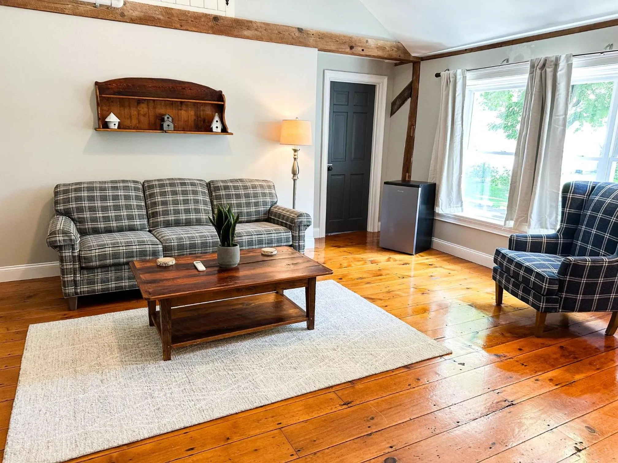 Living room in The Black Walnut Inn