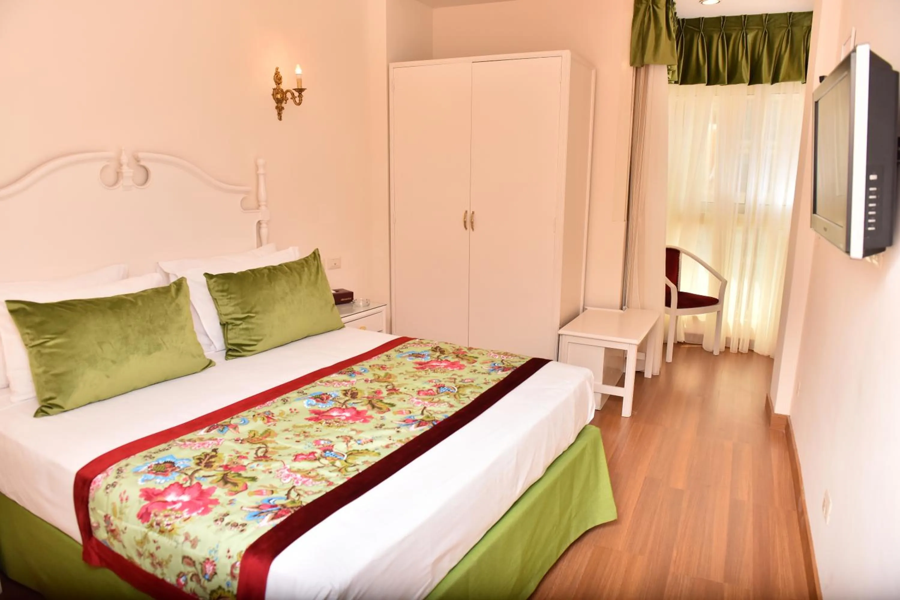 Bed in San Giovanni Stanly Hotel