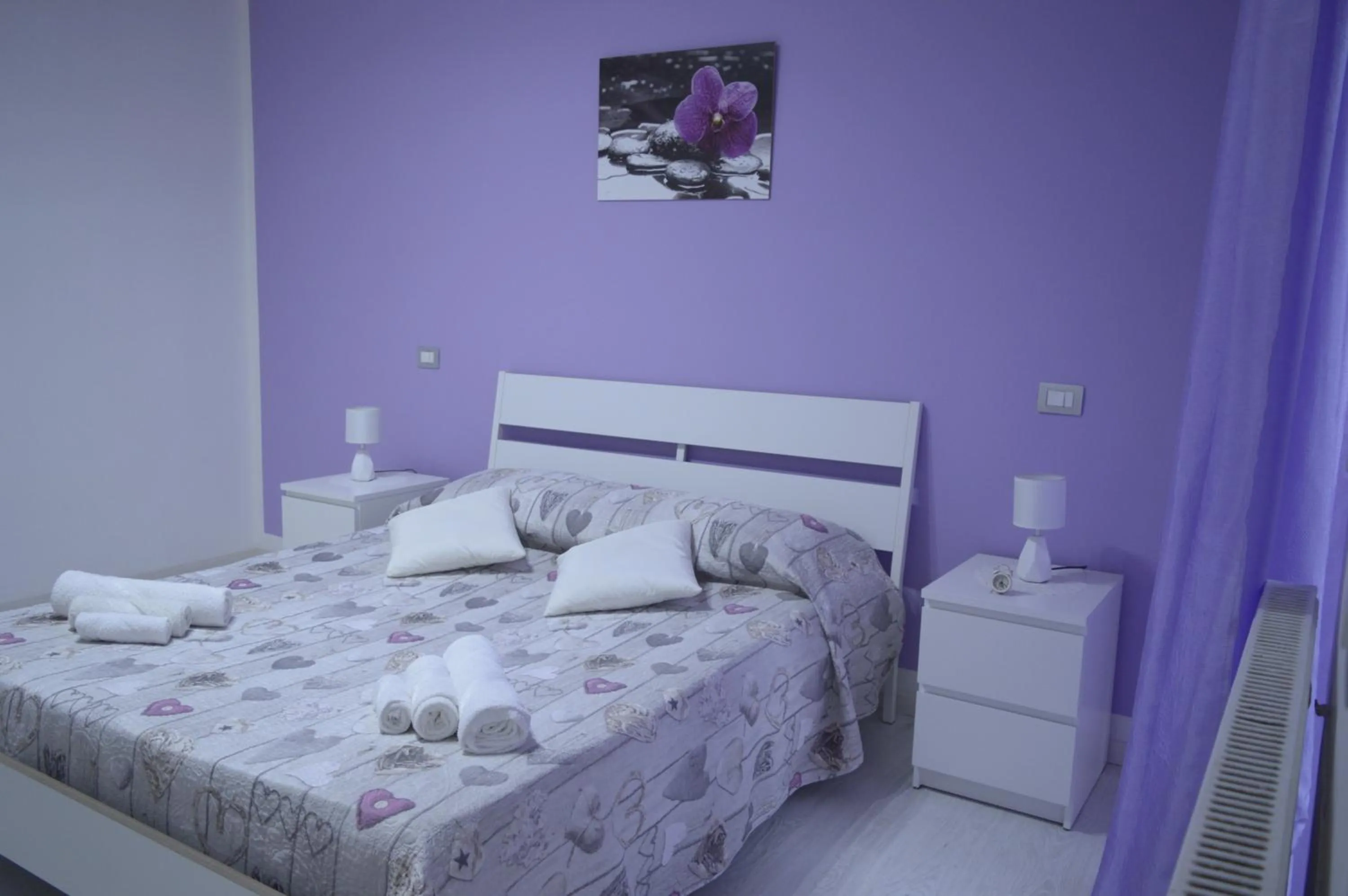 Photo of the whole room in Bellatrix