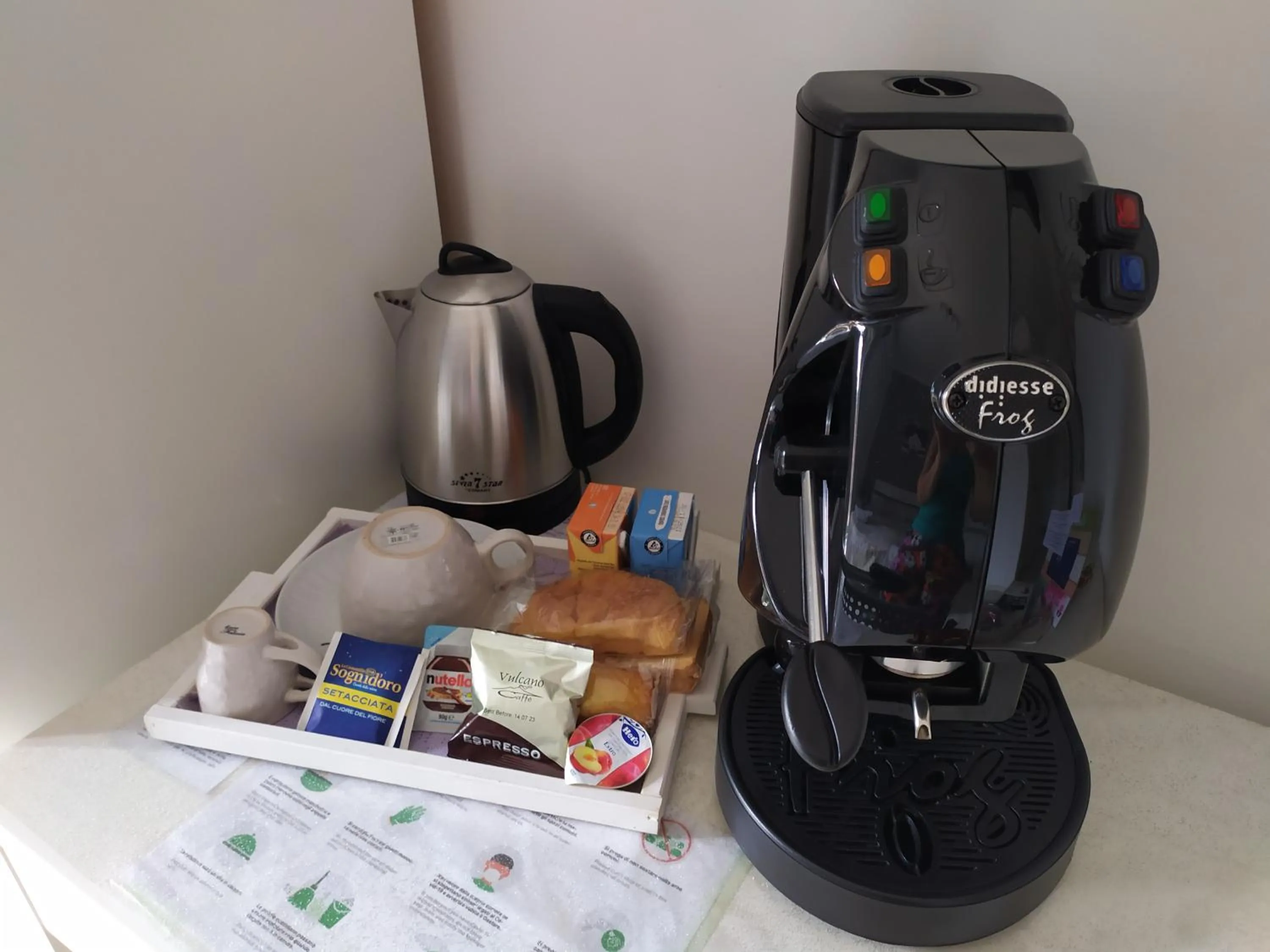 Coffee/tea facilities in Bellatrix