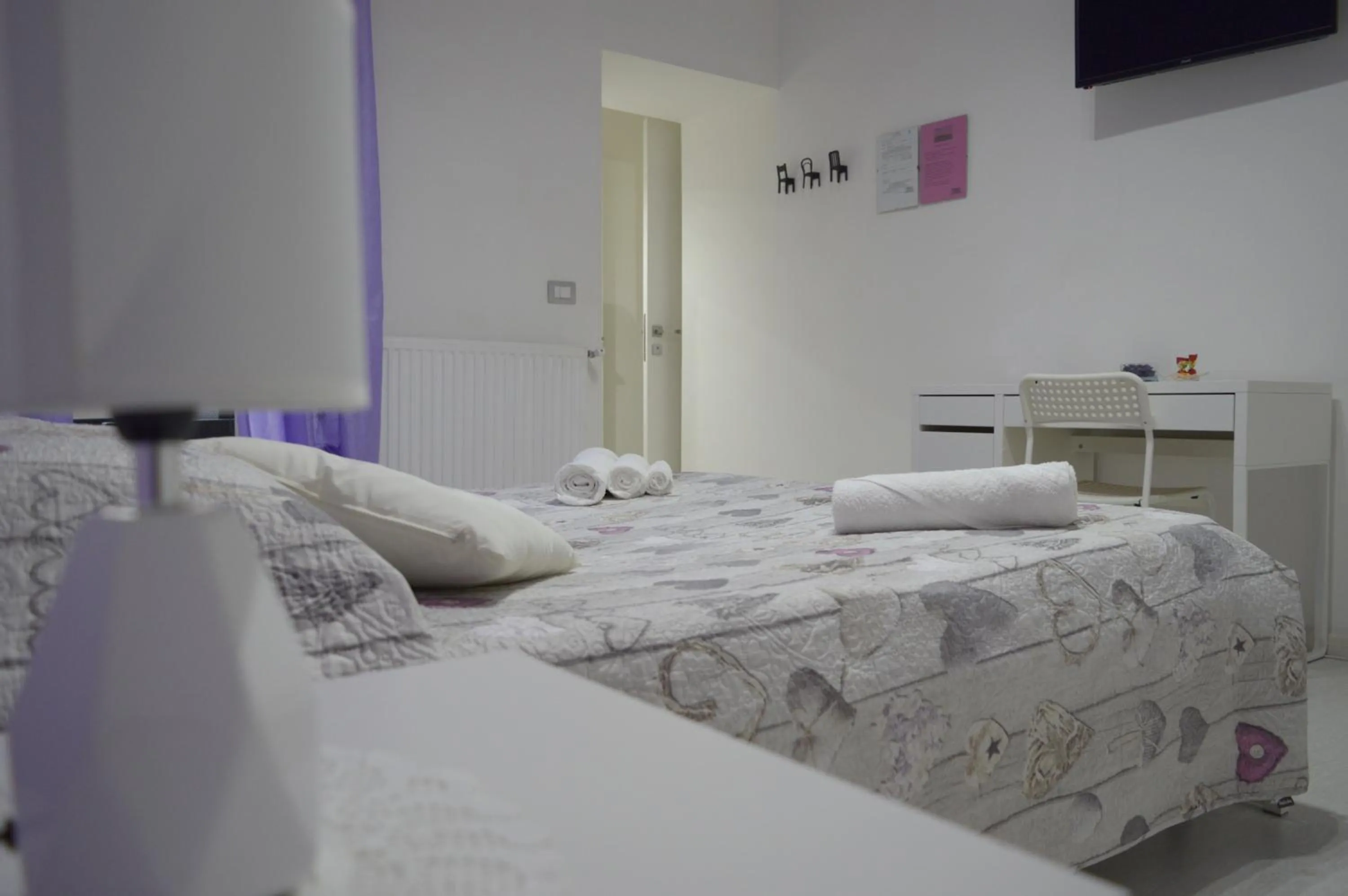 Photo of the whole room in Bellatrix