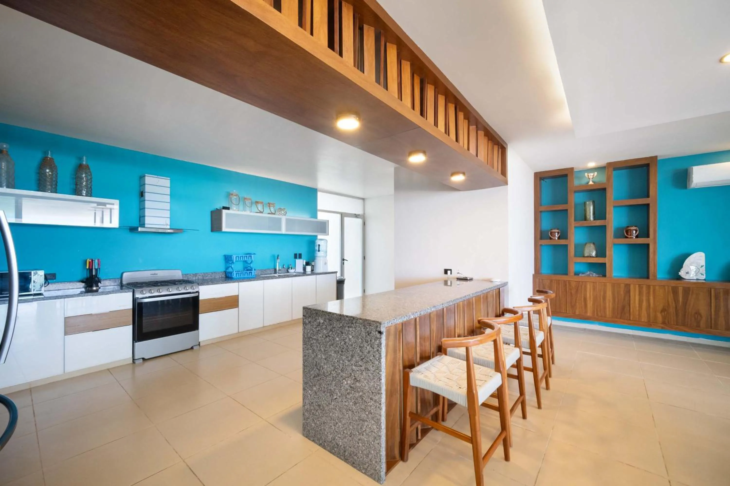 Beachfront Upscale House in Telchac