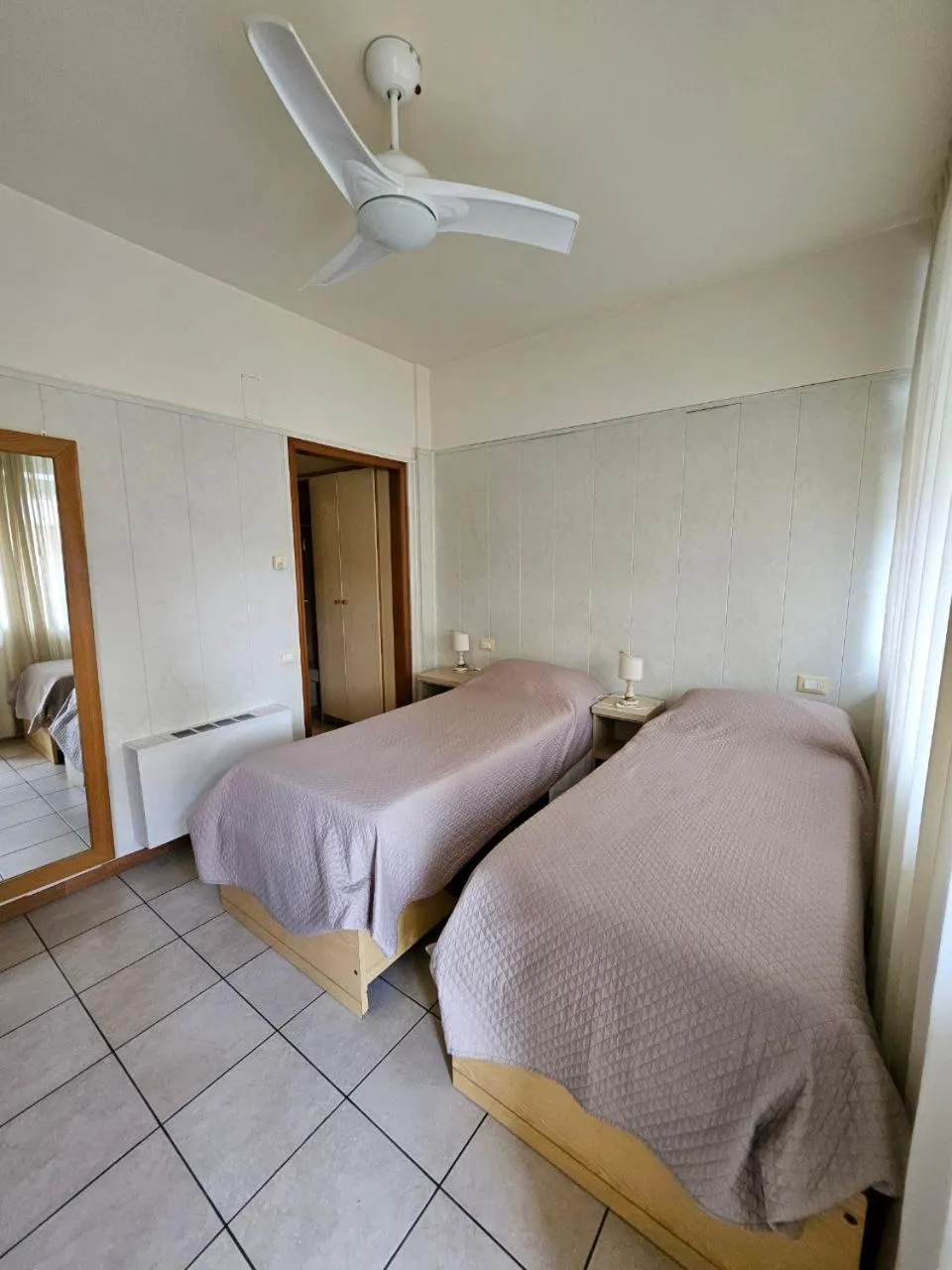 Bed in Albergo Nyers