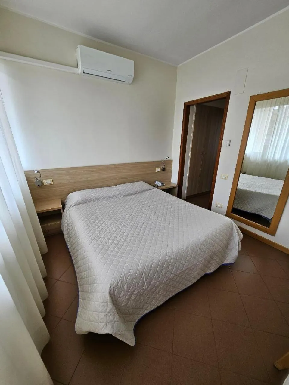 Bed in Albergo Nyers