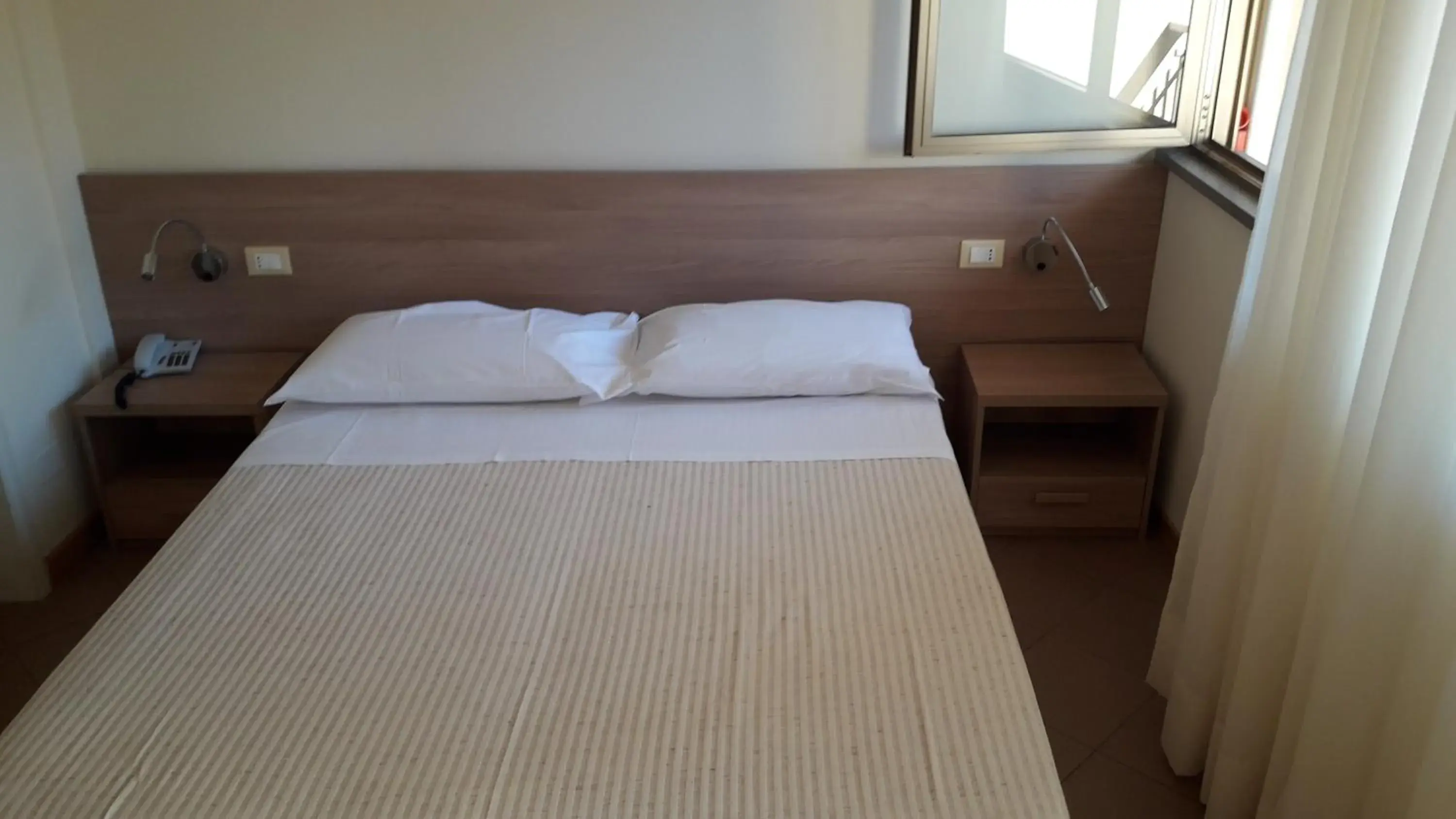 Bed in Albergo Nyers