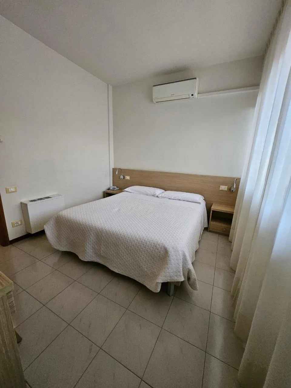 Bed in Albergo Nyers