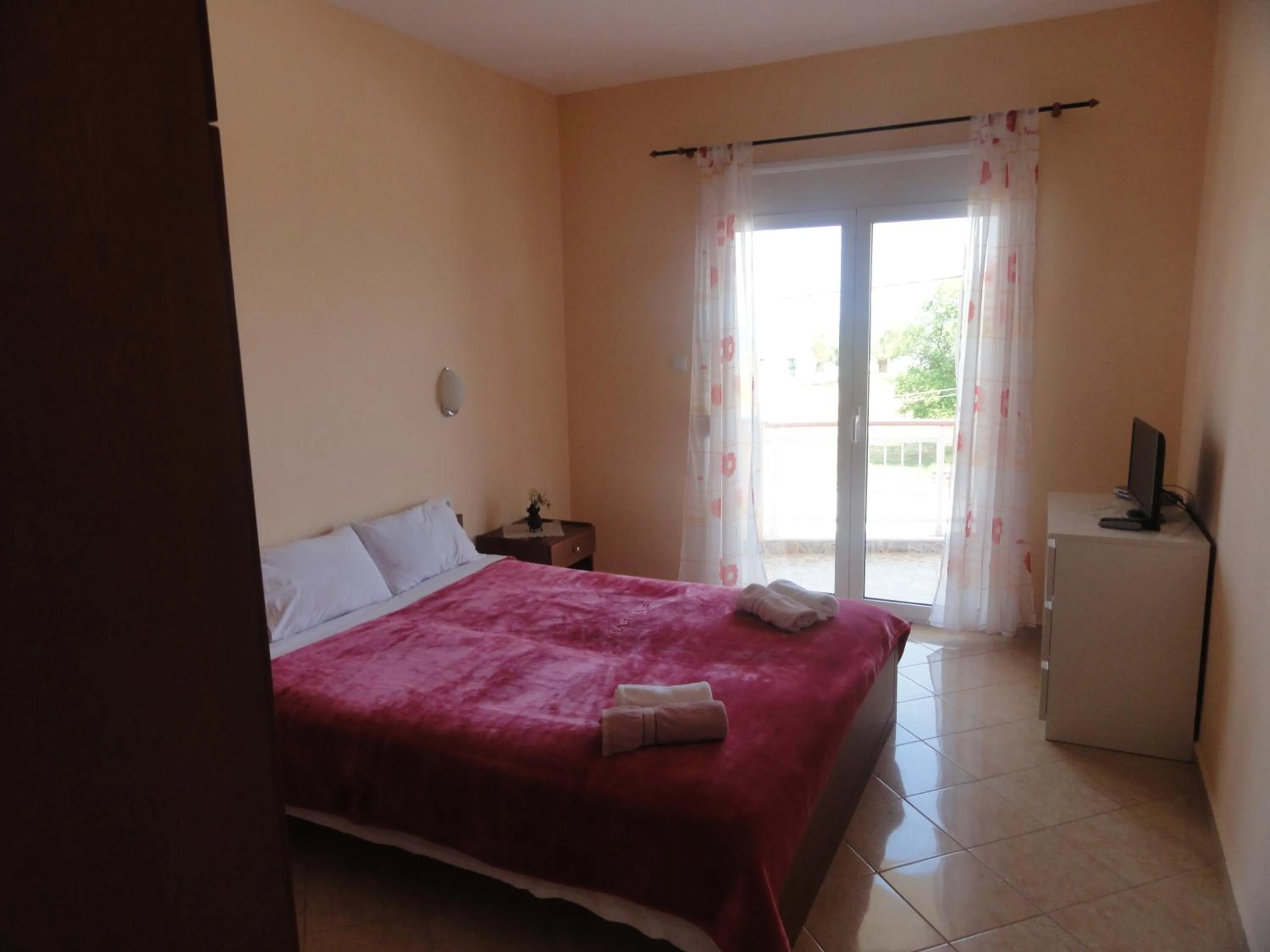 Sea view, Bed in Pension Delfini