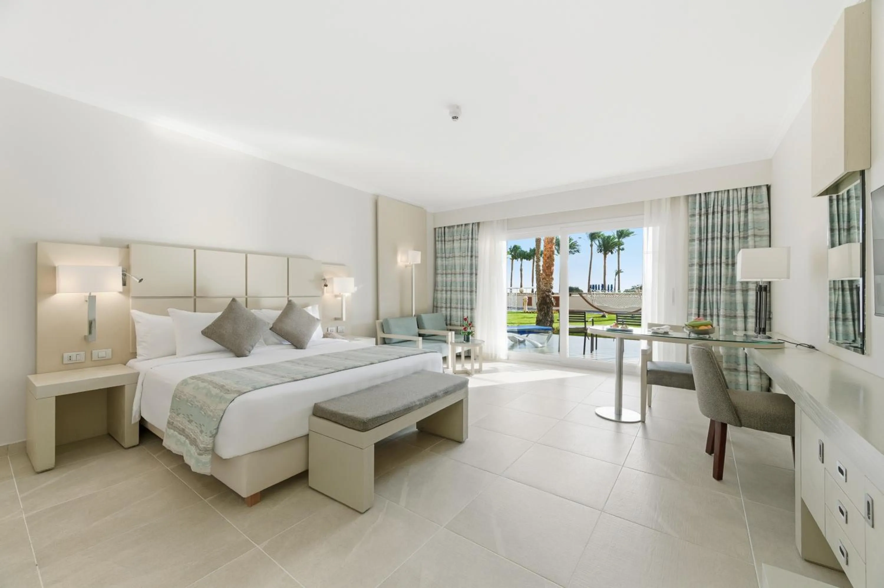 Bedroom, Bed in Cleopatra Luxury Resort Sharm El Sheikh