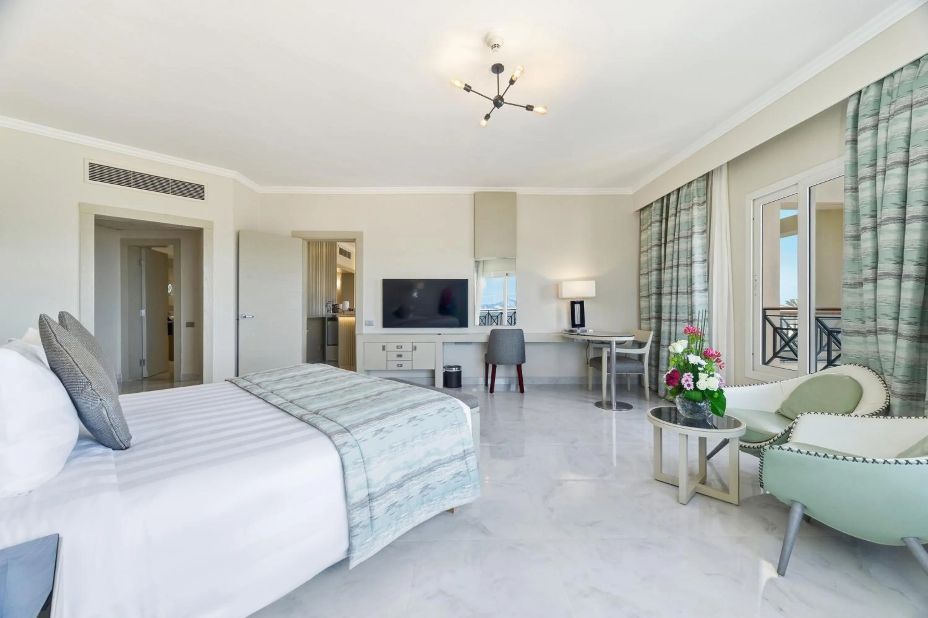 Bedroom, Bed in Cleopatra Luxury Resort Sharm El Sheikh