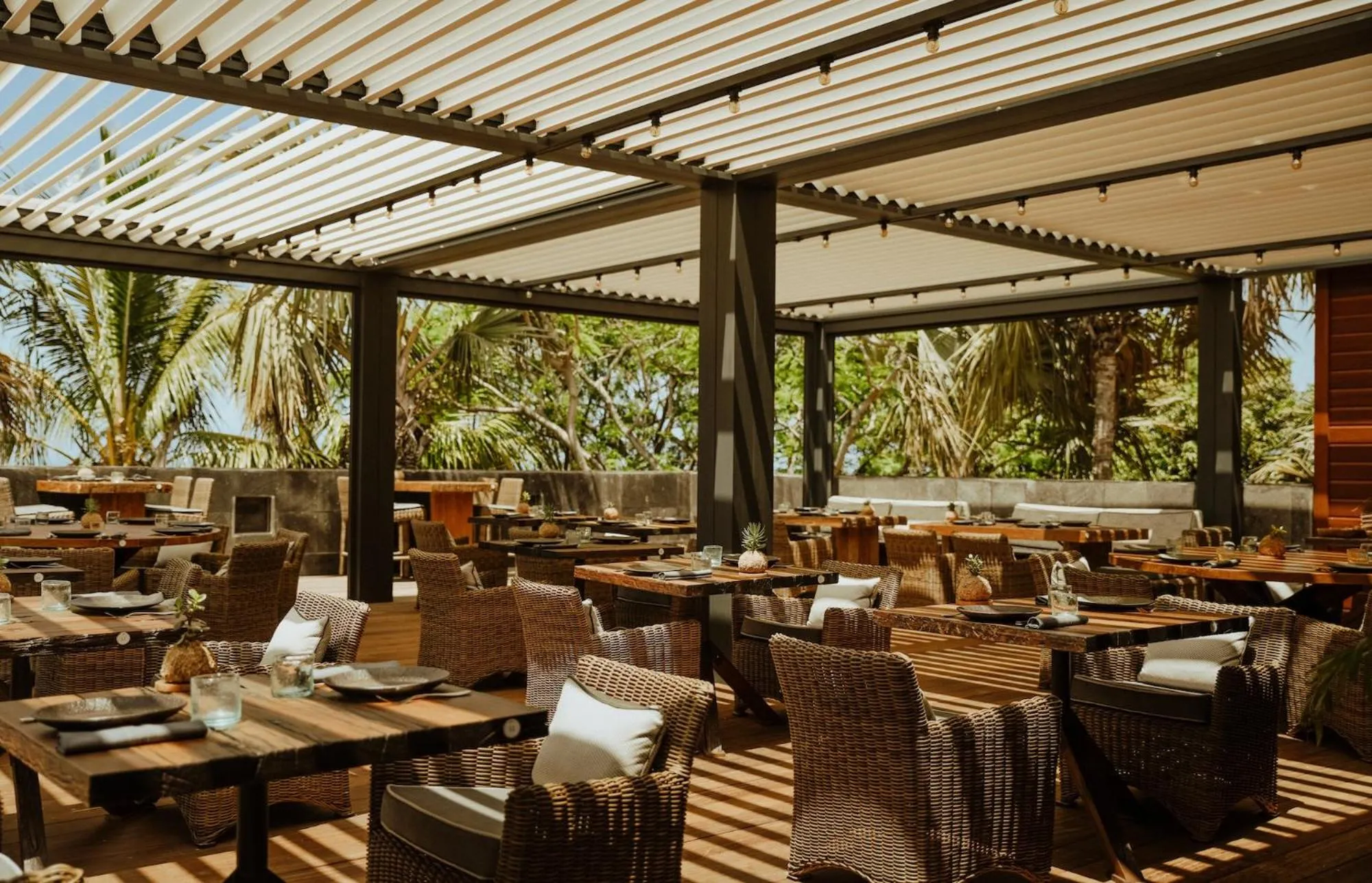 Restaurant/places to eat in Palm Hotel & Spa