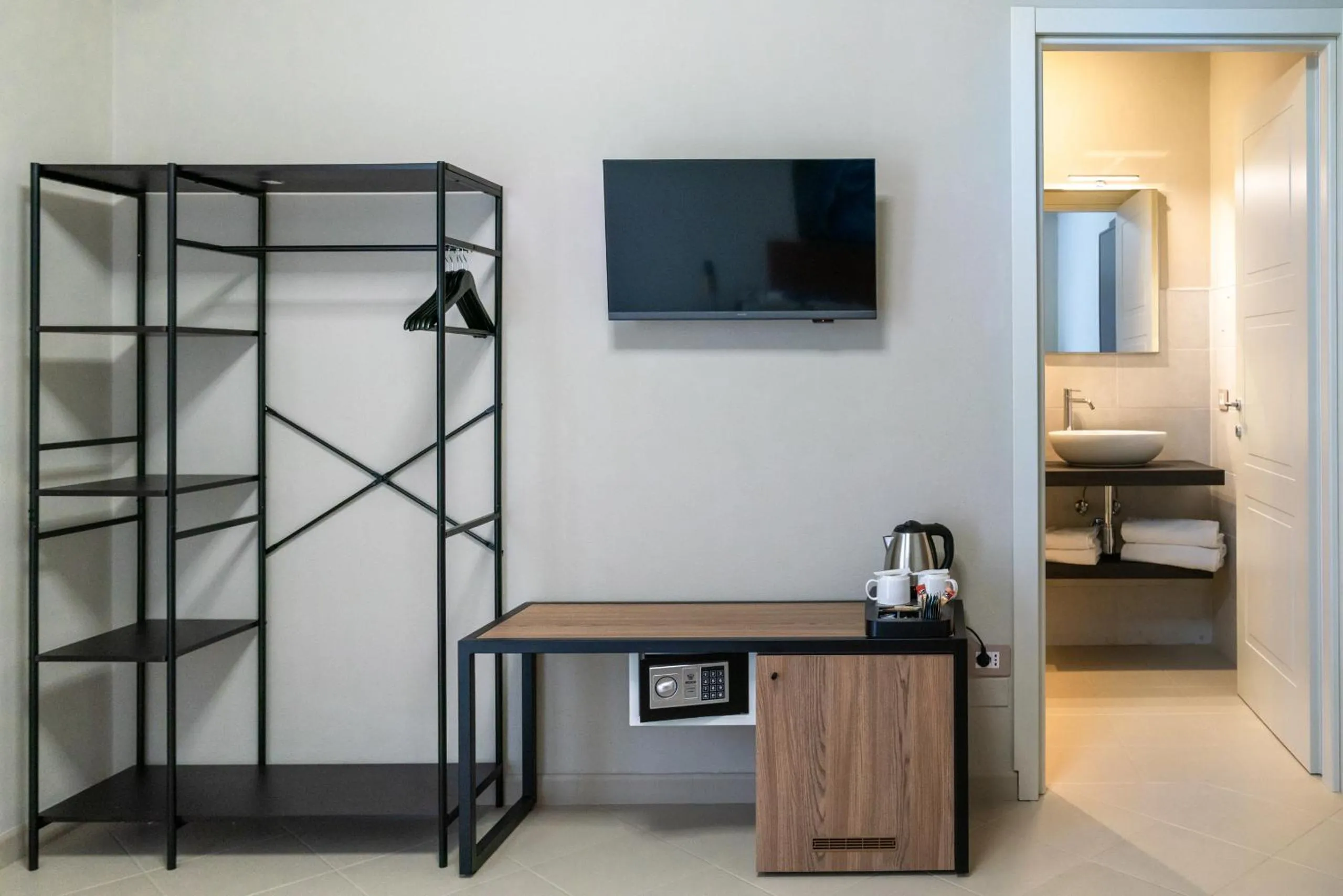 Bed in Hotel Baia di Talamone