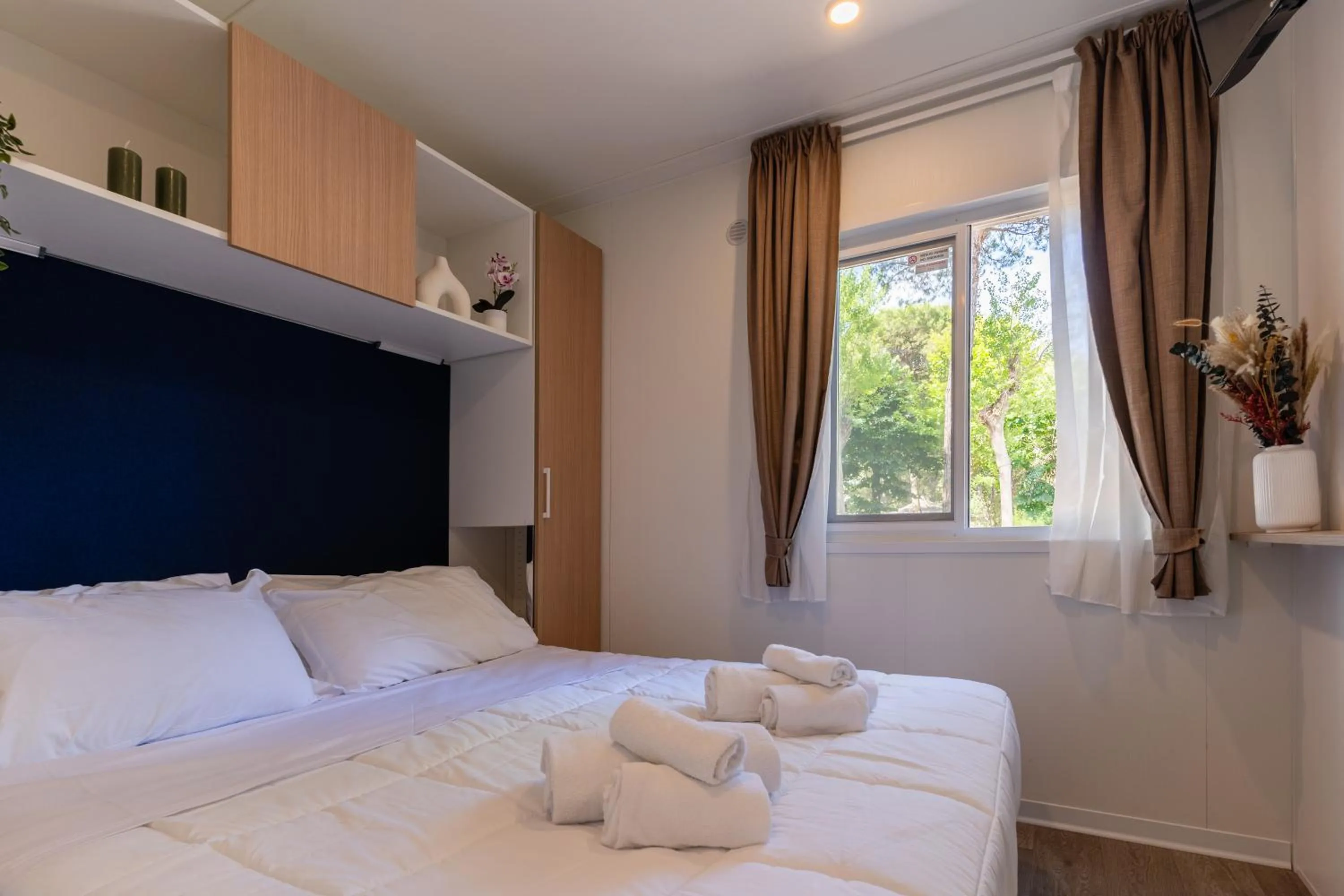 Bedroom, Bed in Club del Sole Tenuta Primero Grado Family Collection