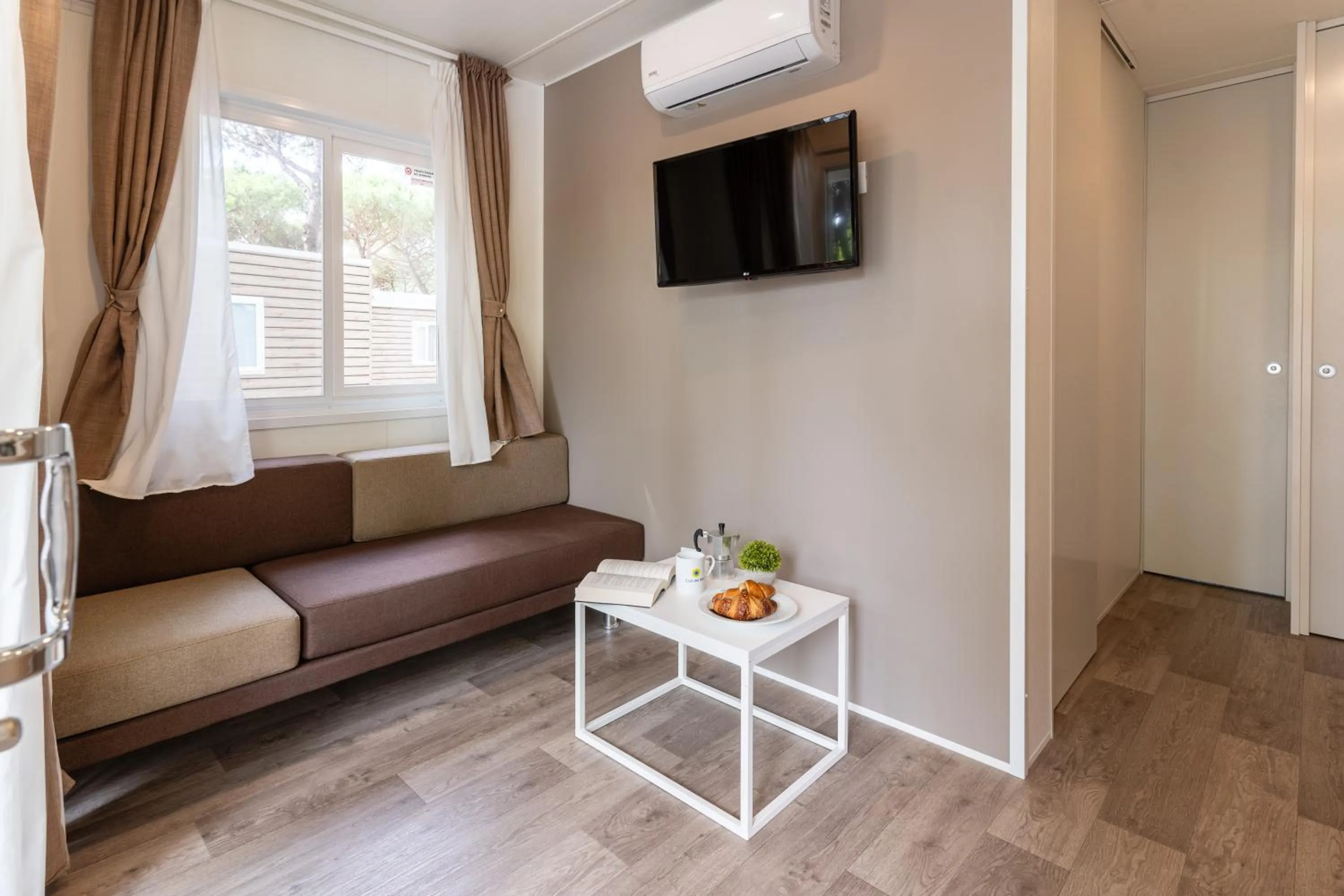 Seating area in Club del Sole Tenuta Primero Grado Family Collection