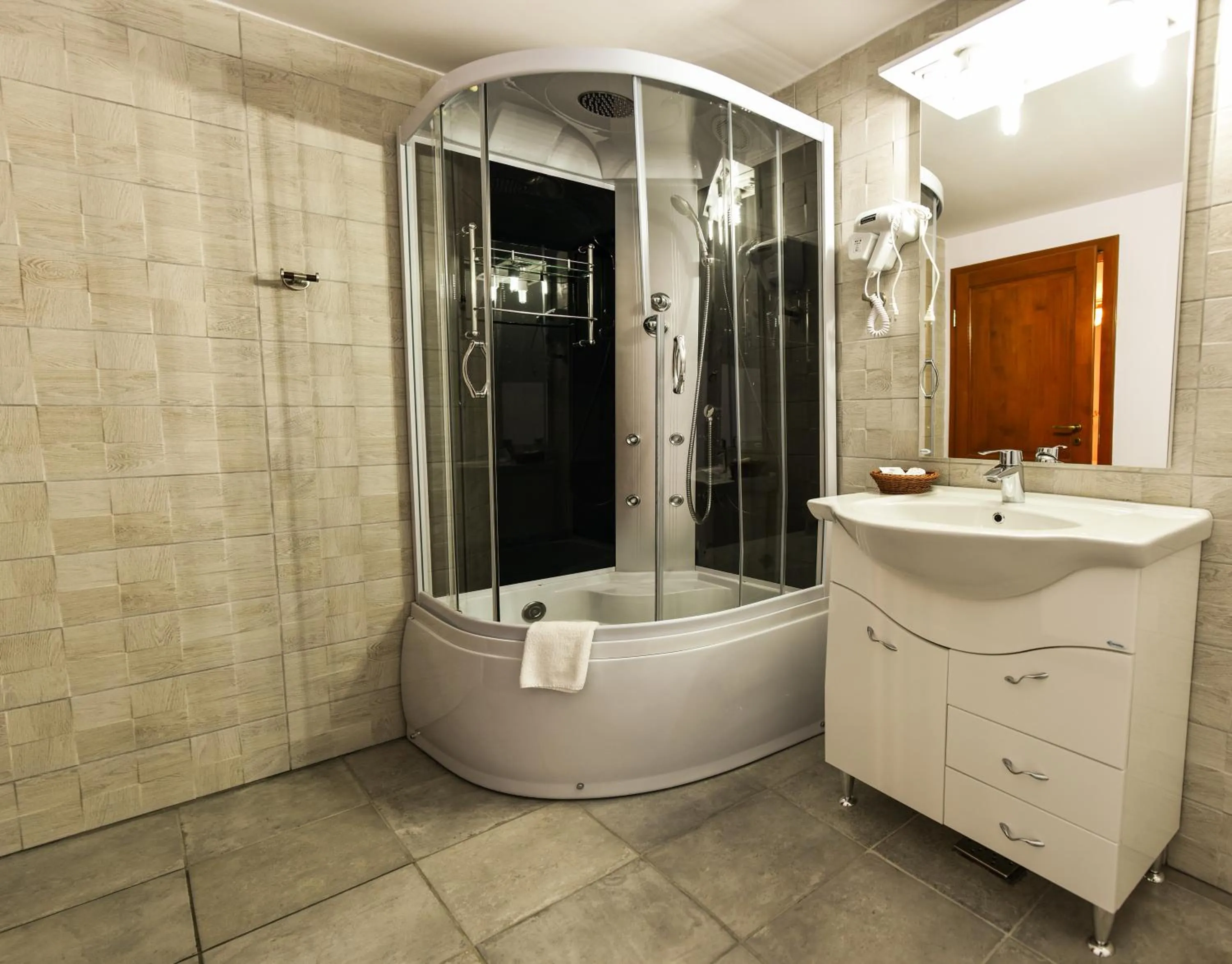 Bathroom in Noblesse House