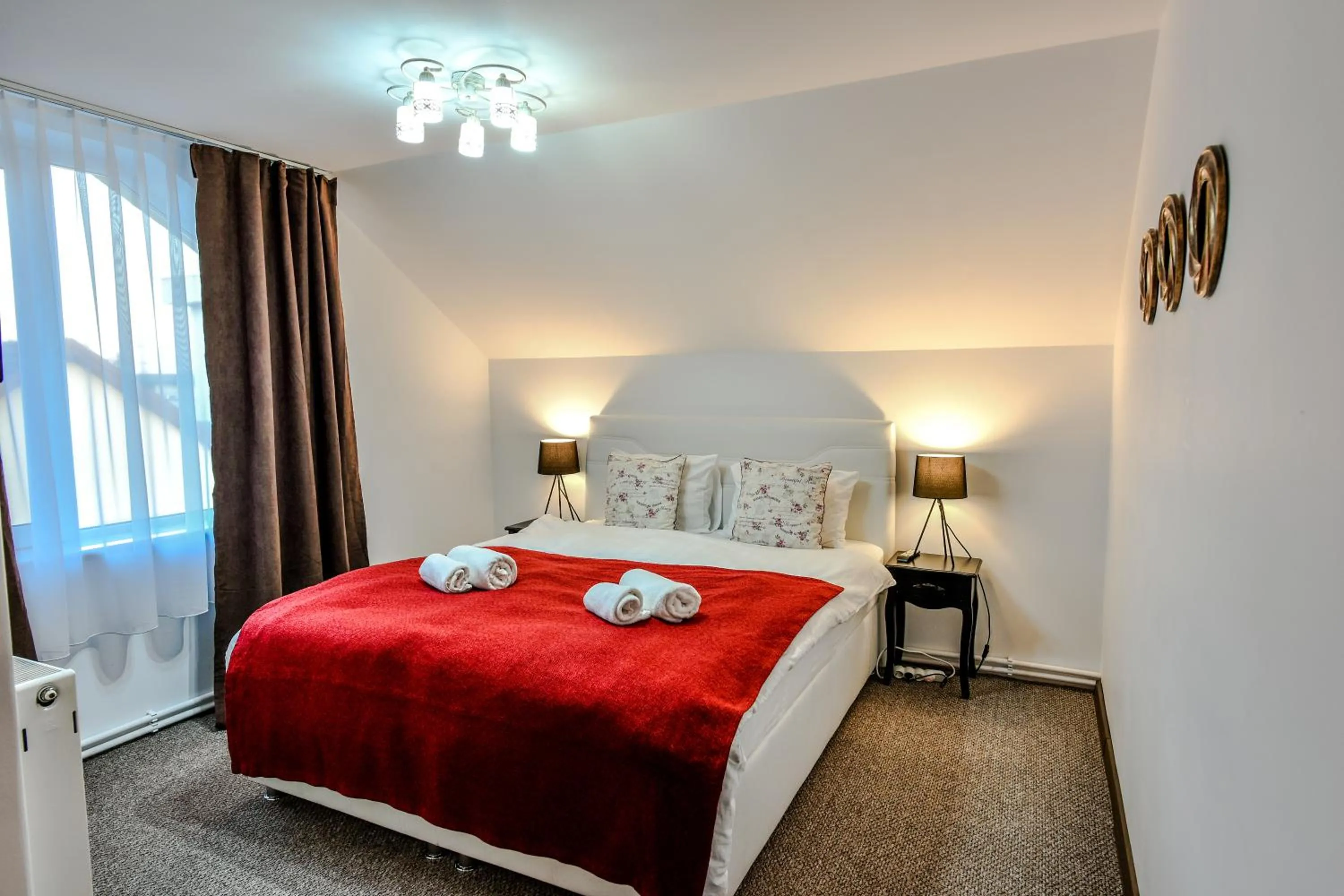 Photo of the whole room, Bed in Noblesse House