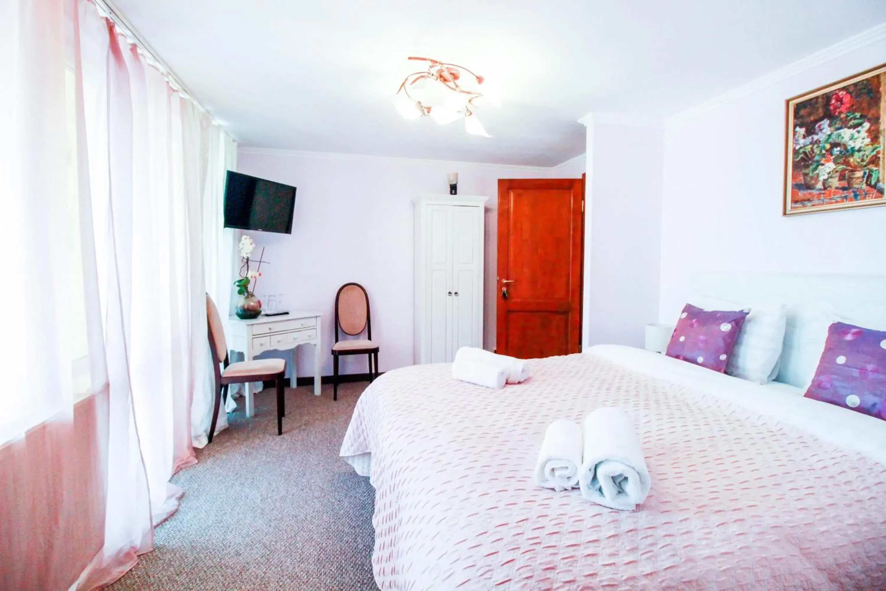 Deluxe Double Room with Balcony in Noblesse House Deluxe Double Room with Balcony in Noblesse House