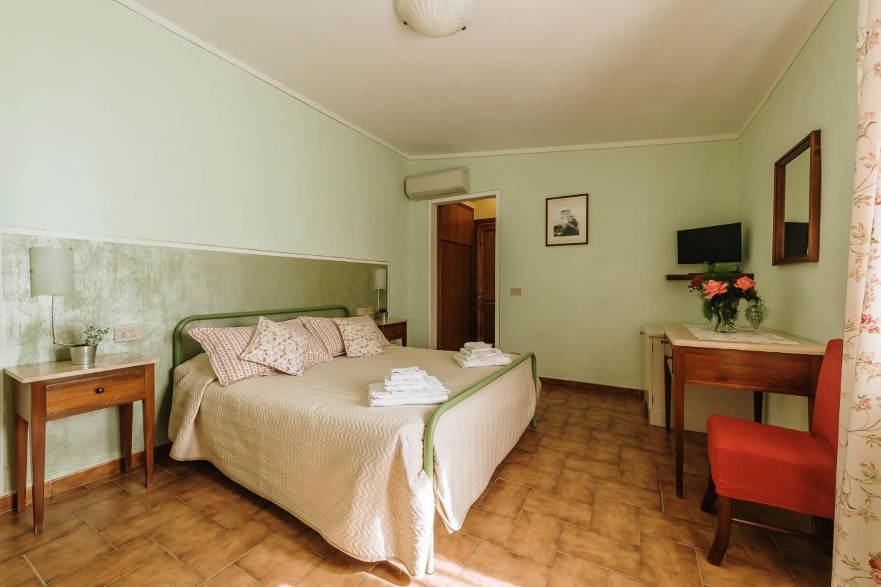 Bedroom, Bed in Villa Di Sotto