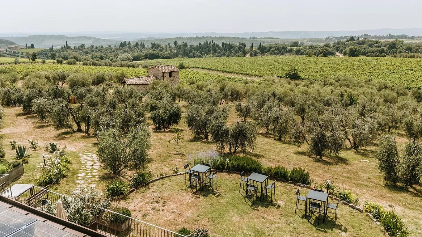 Natural landscape in Villa Di Sotto