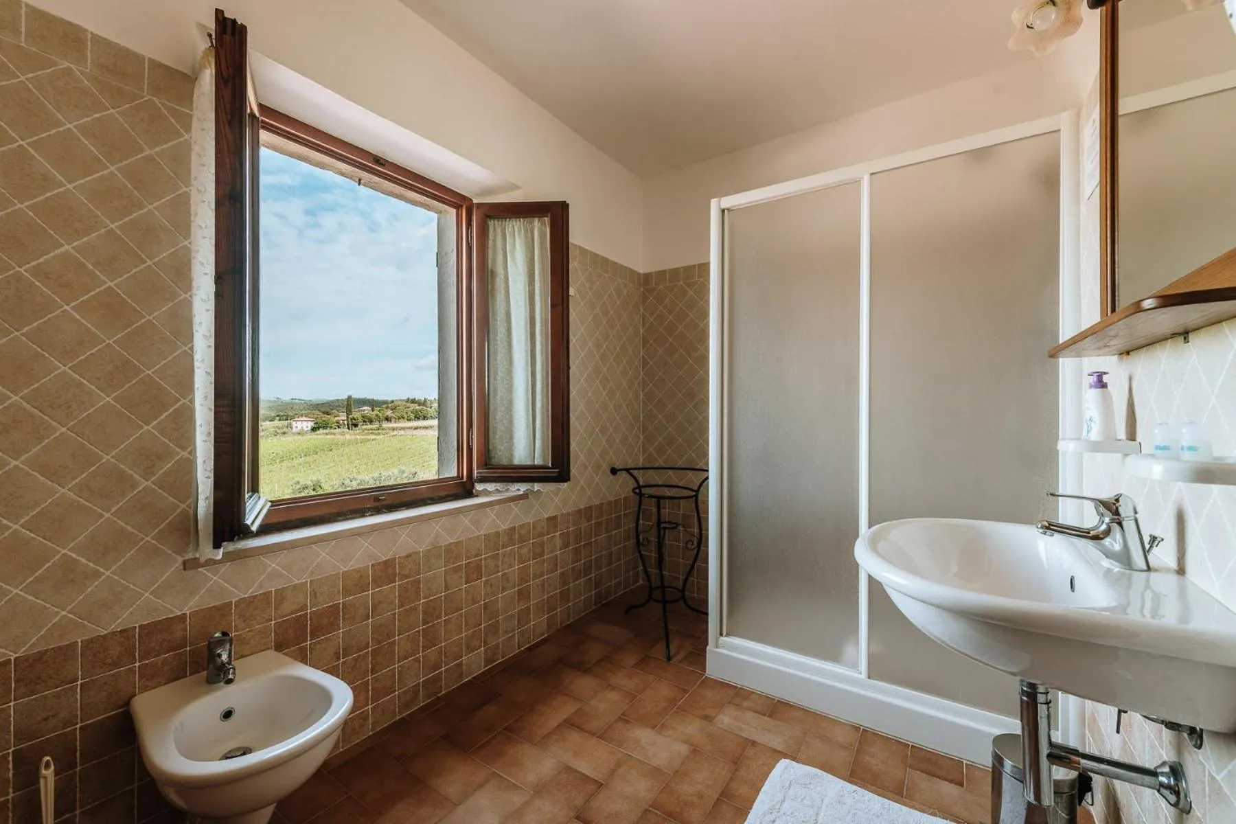 Bathroom in Villa Di Sotto