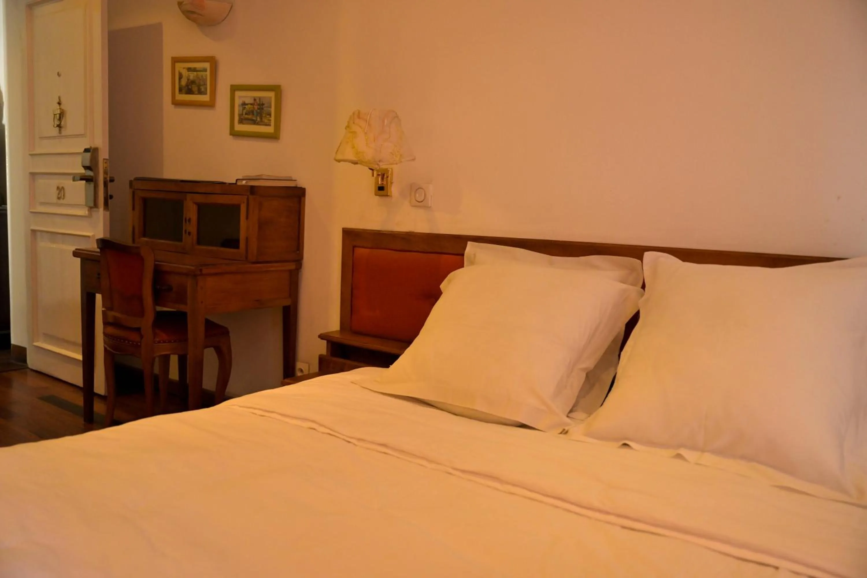 Bed in Hotel Brajas