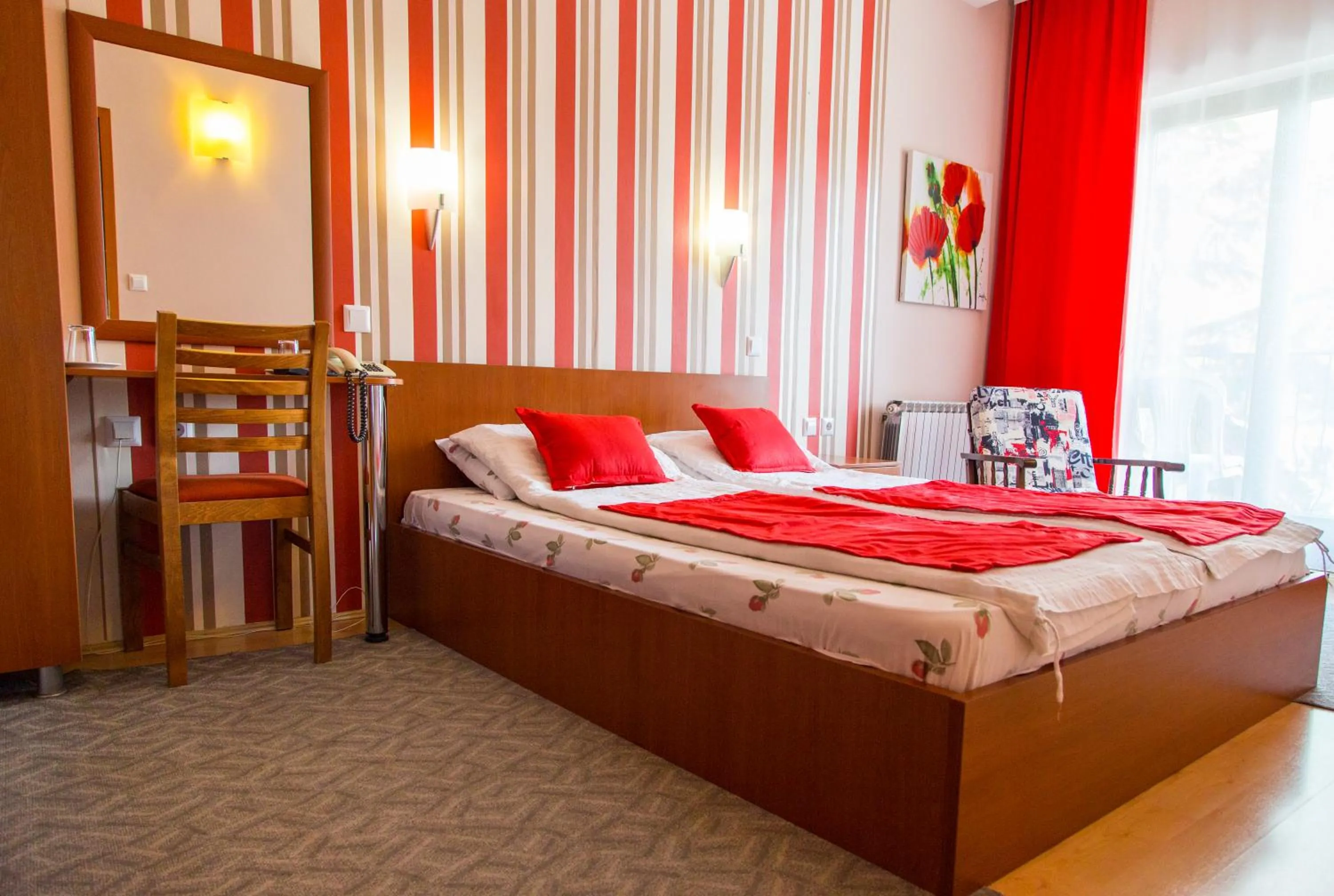 Mountain view, Bed in Hotel Pine