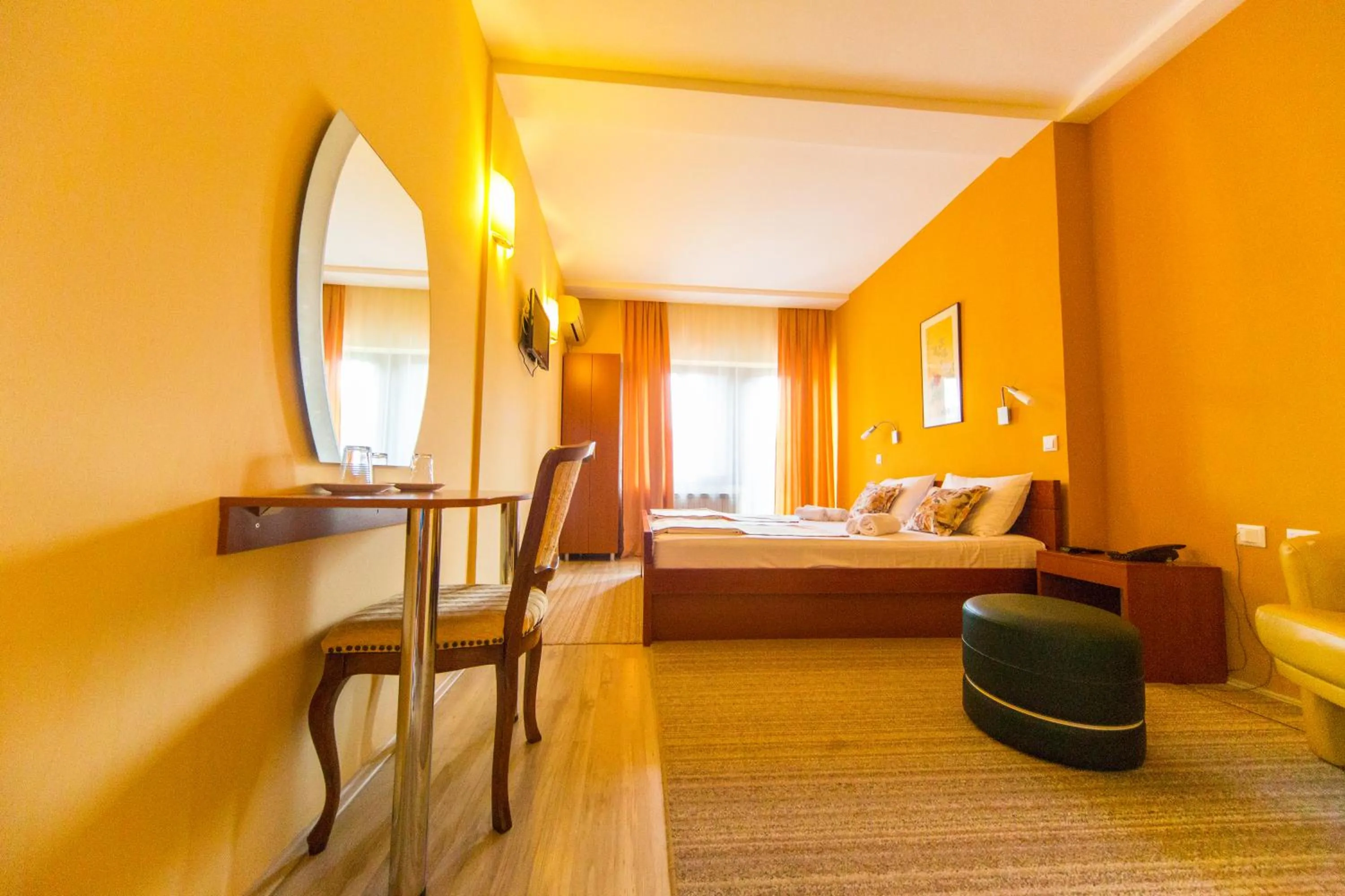 Photo of the whole room, Bed in Hotel Pine