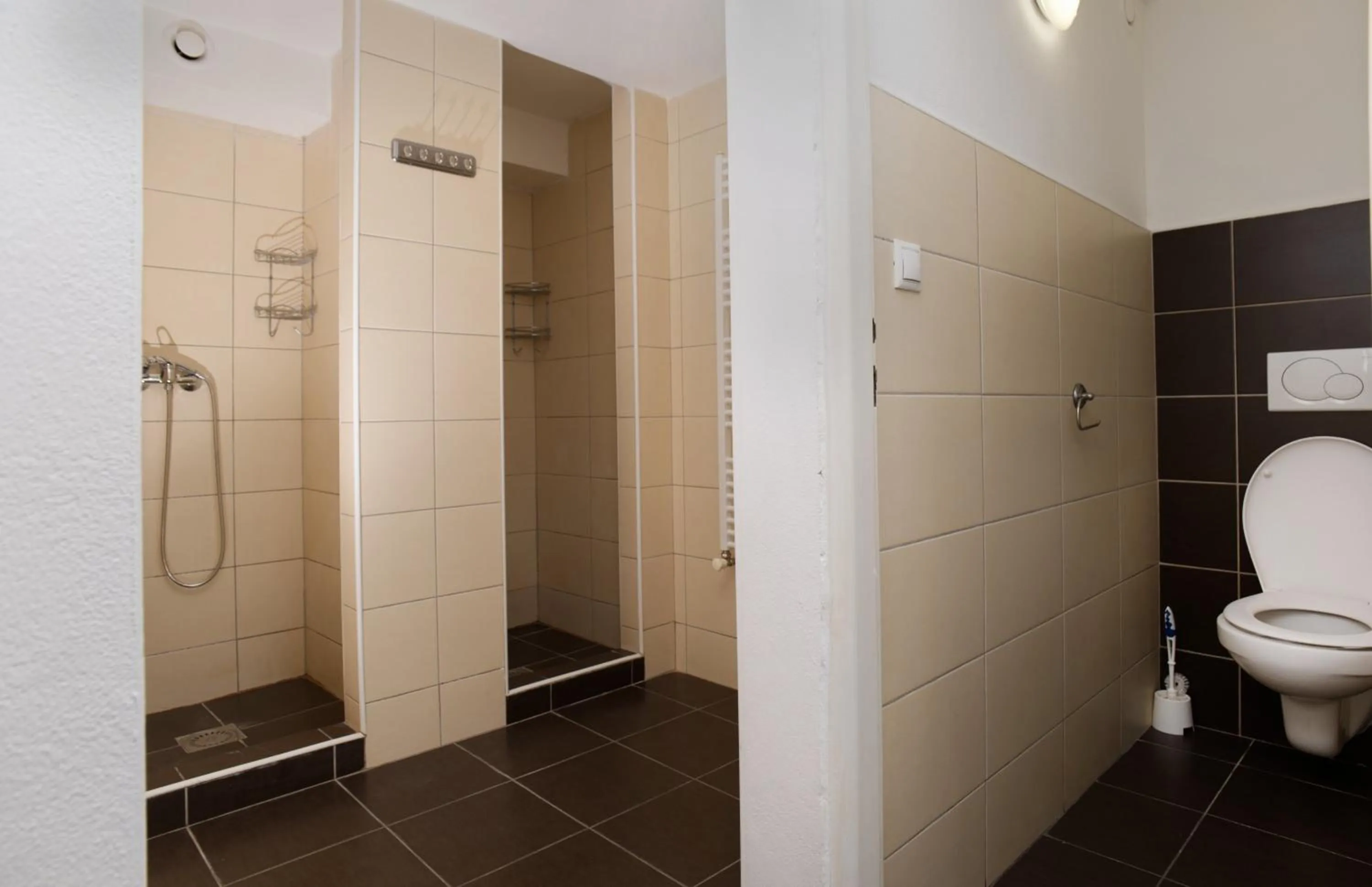 Shower in Hostel Old Town