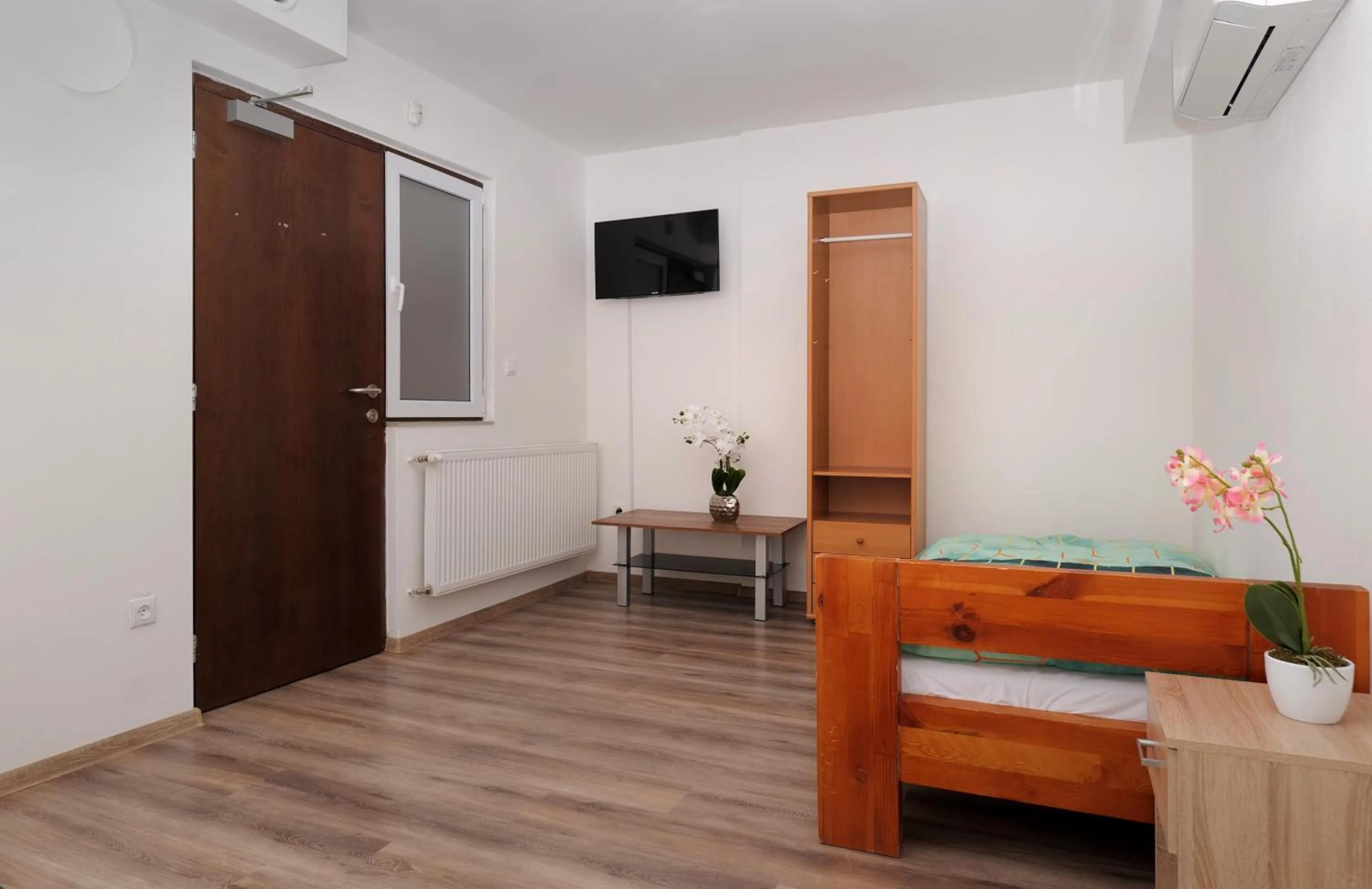 TV and multimedia in Hostel Old Town