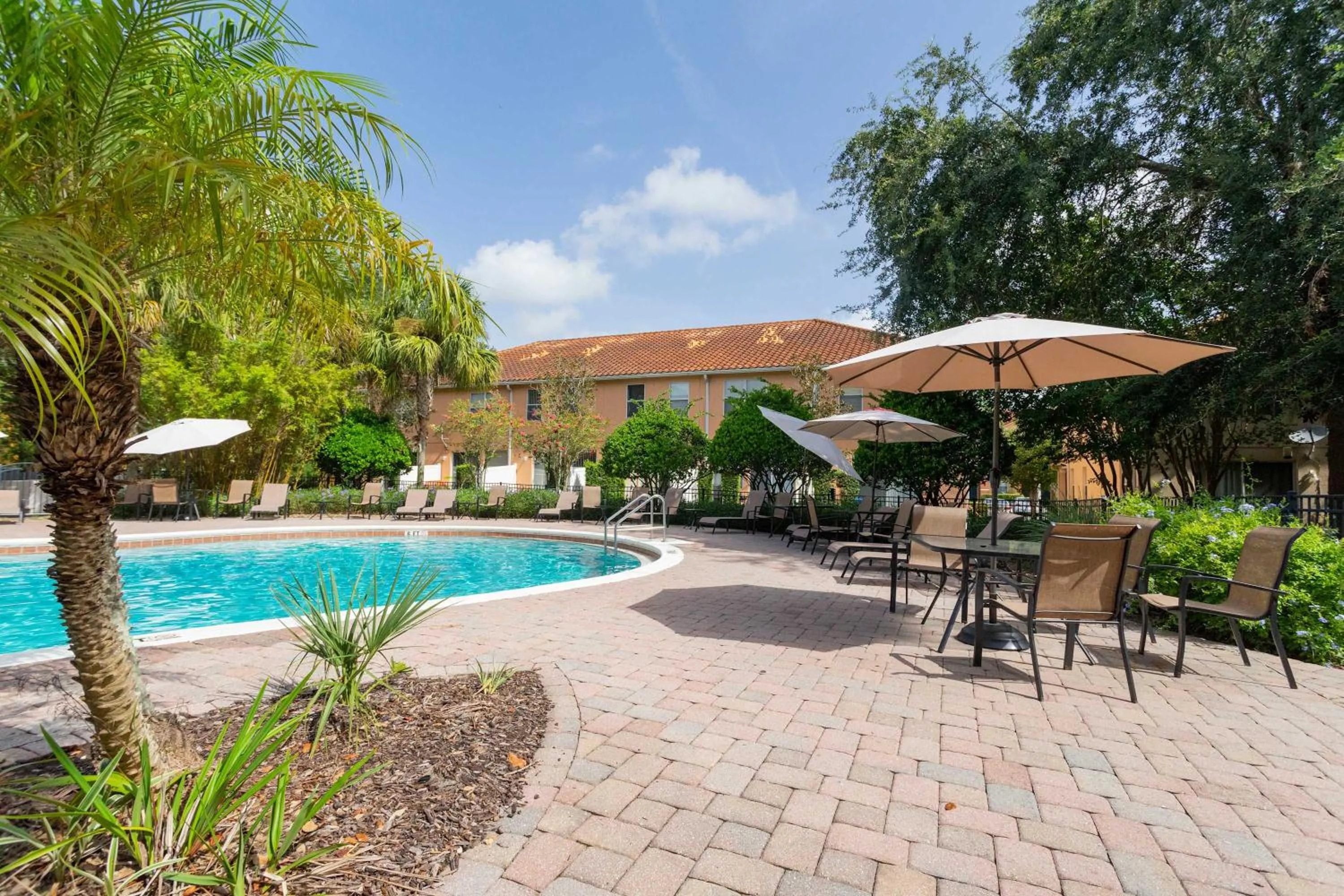 Four Bedrooms TownHome 5161