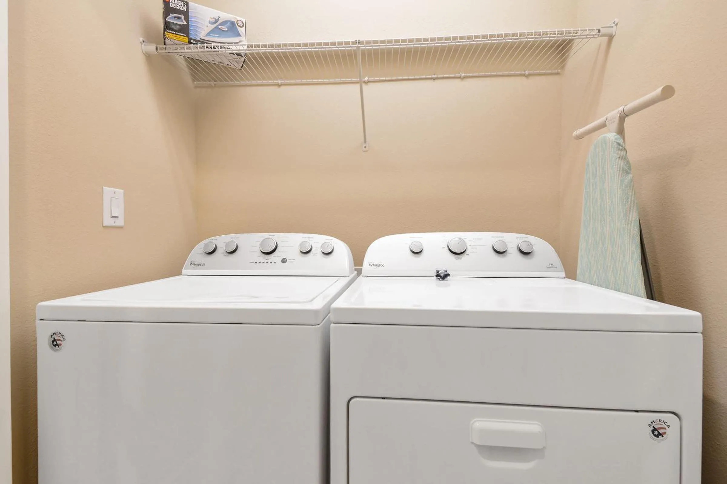 Four Bedrooms TownHome 5161