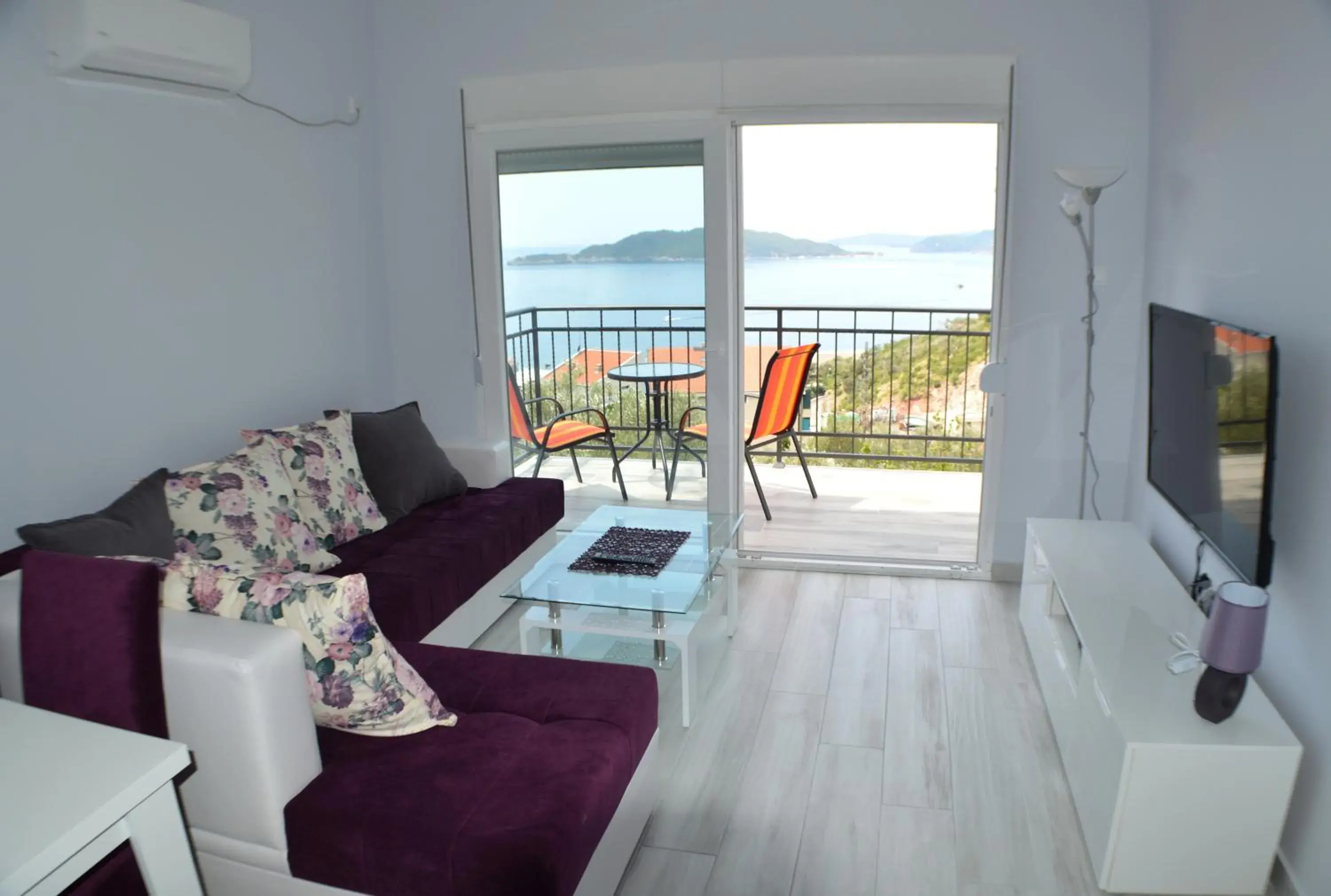 Apartment with Sea View in Apartments MM Apartment with Sea View in Apartments MM
