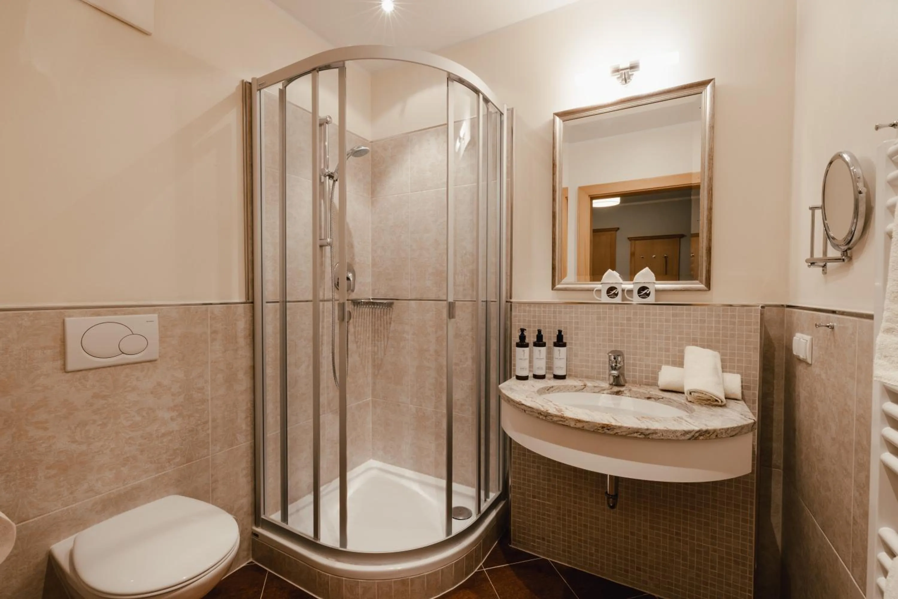 Bathroom in Hotel Annelies