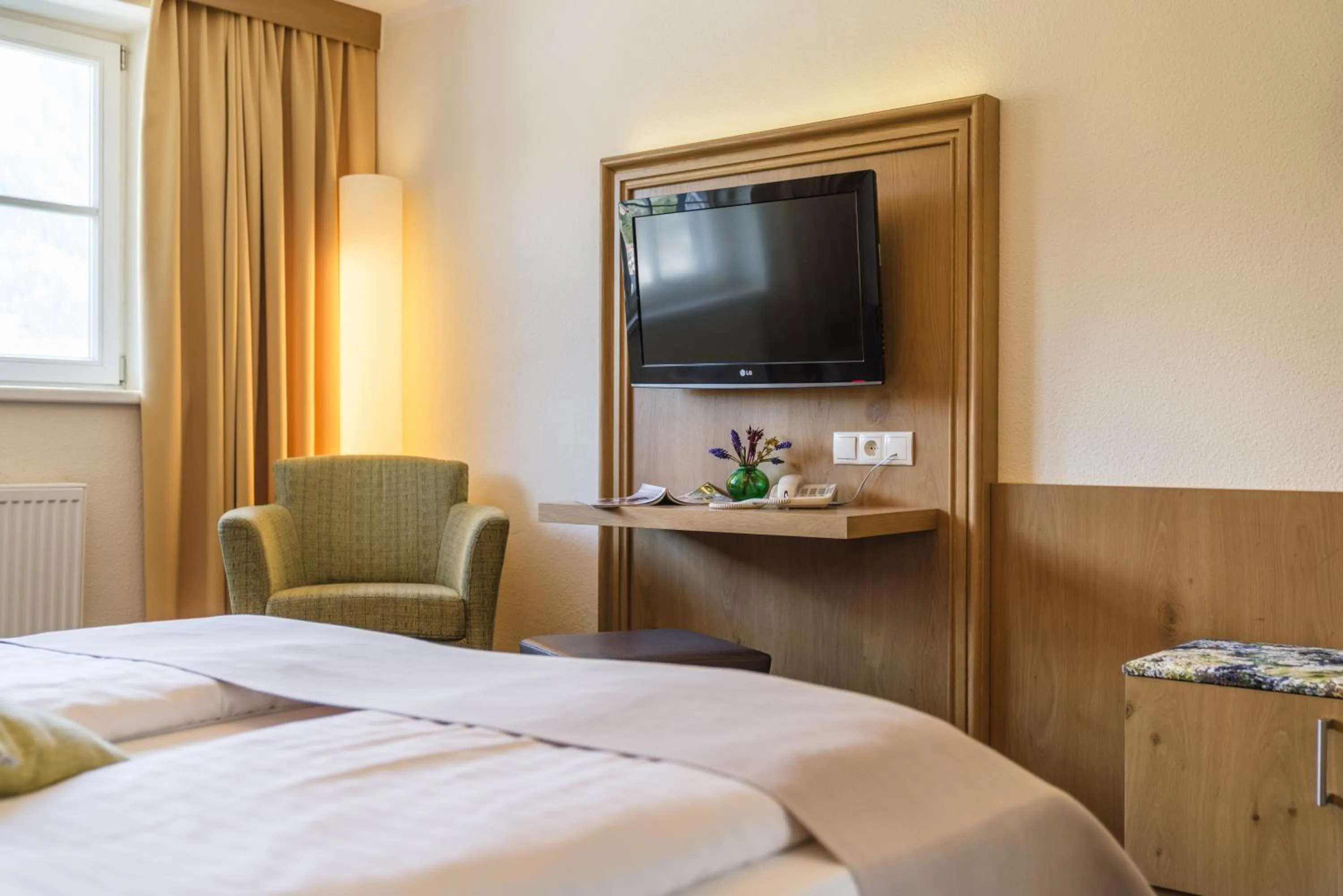 TV and multimedia, Bed in Hotel Annelies