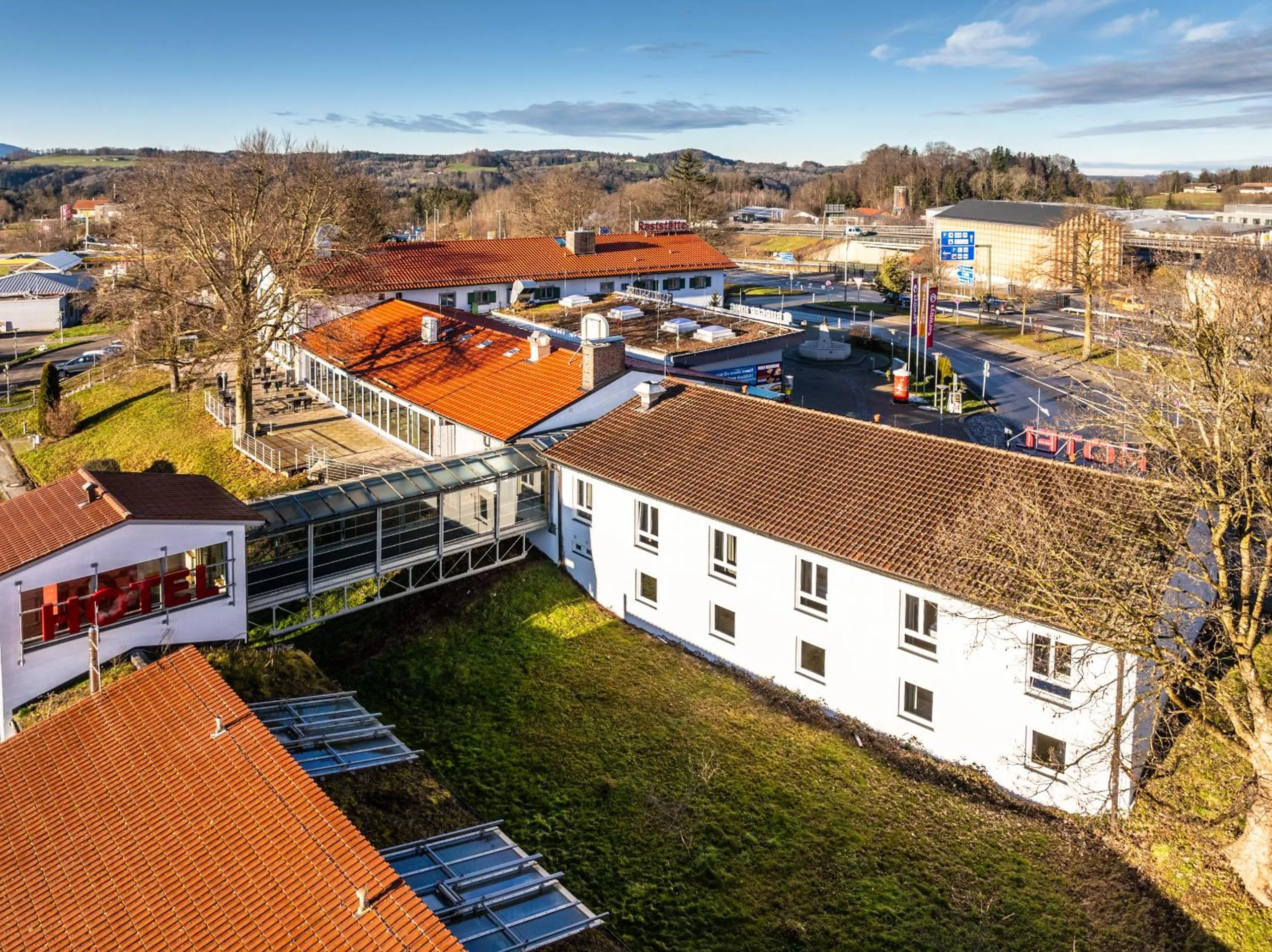 Facade/entrance in Coffee Fellows Hotel Irschenberg Süd