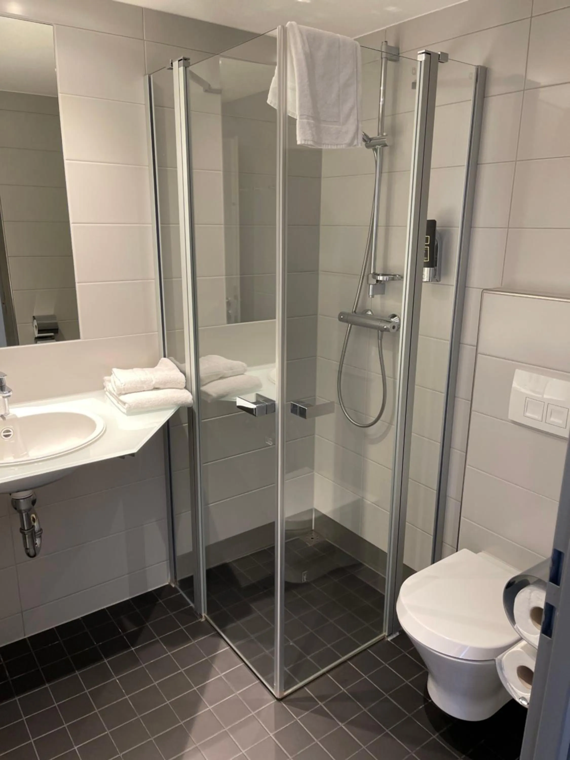 Double Room in Coffee Fellows Hotel Irschenberg Süd