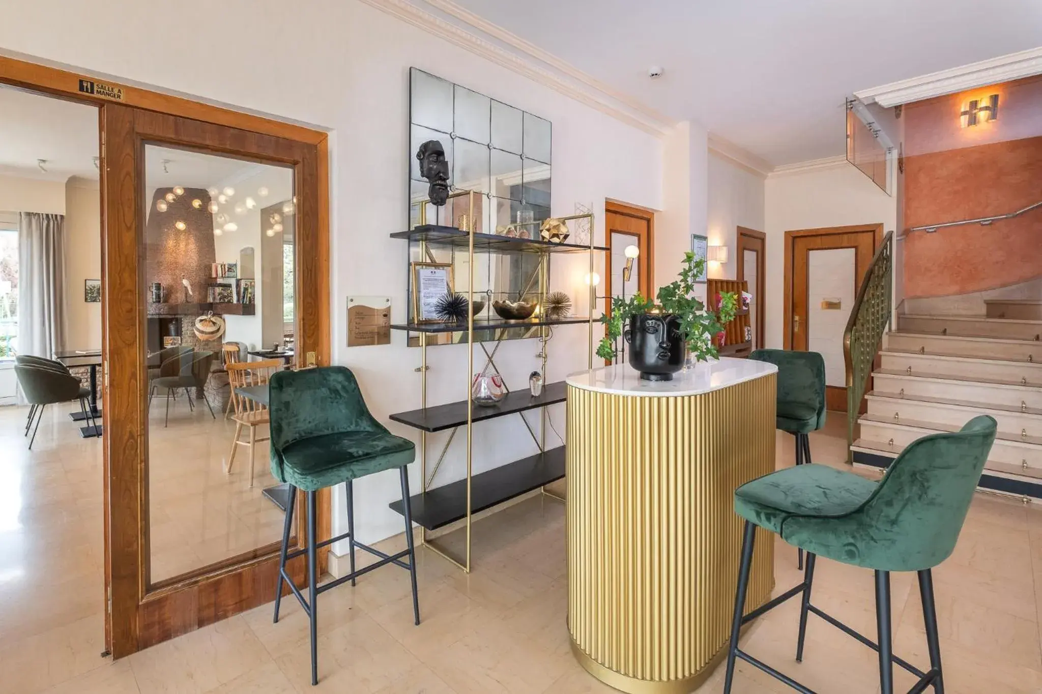 Lounge or bar in Cit'Hotel Logis De Brou, Bourg en Bresse Lounge or bar in Cit'Hotel Logis De Brou, Bourg en Bresse