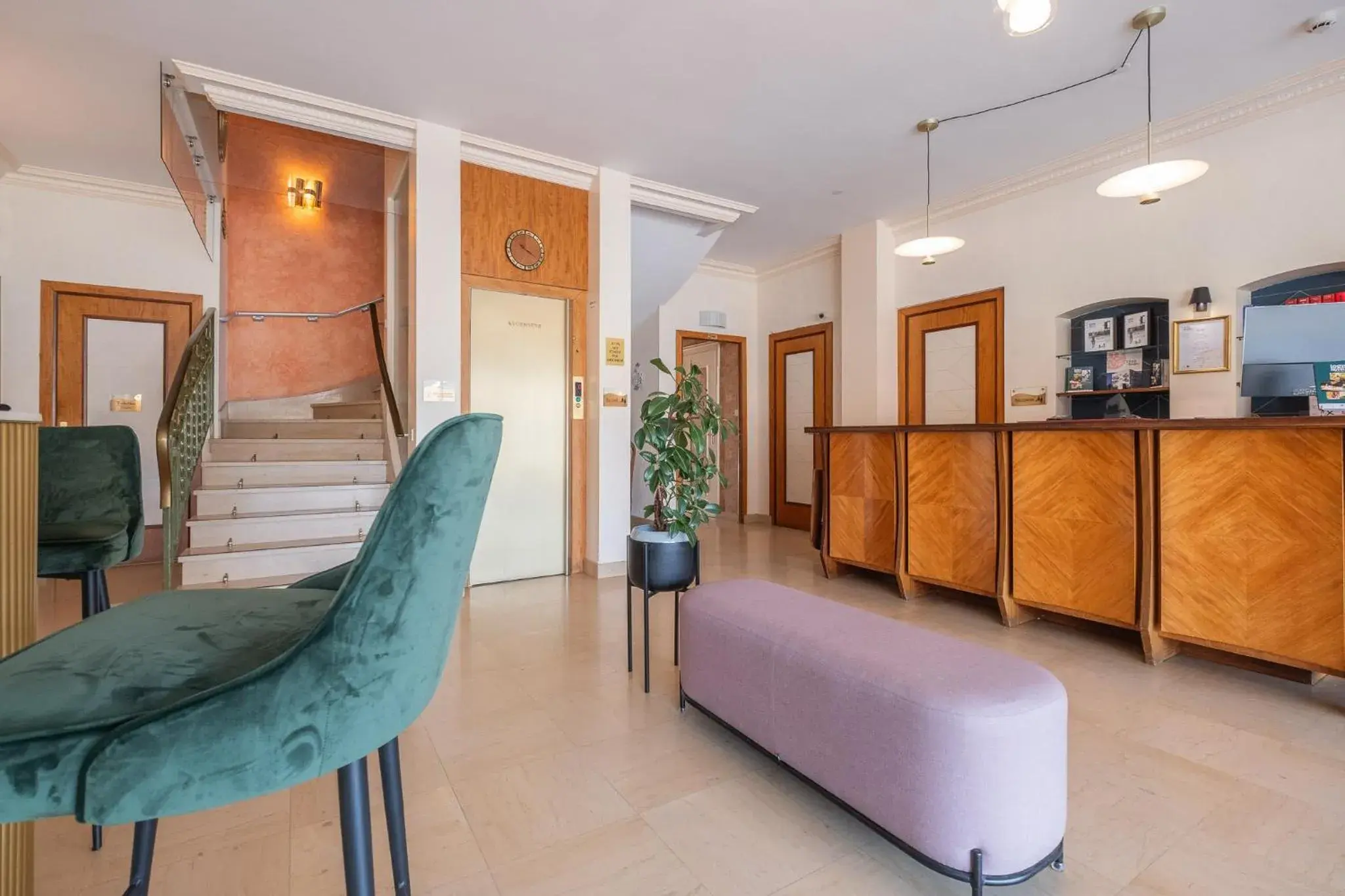 Lobby or reception in Cit'Hotel Logis De Brou, Bourg en Bresse Lobby or reception in Cit'Hotel Logis De Brou, Bourg en Bresse