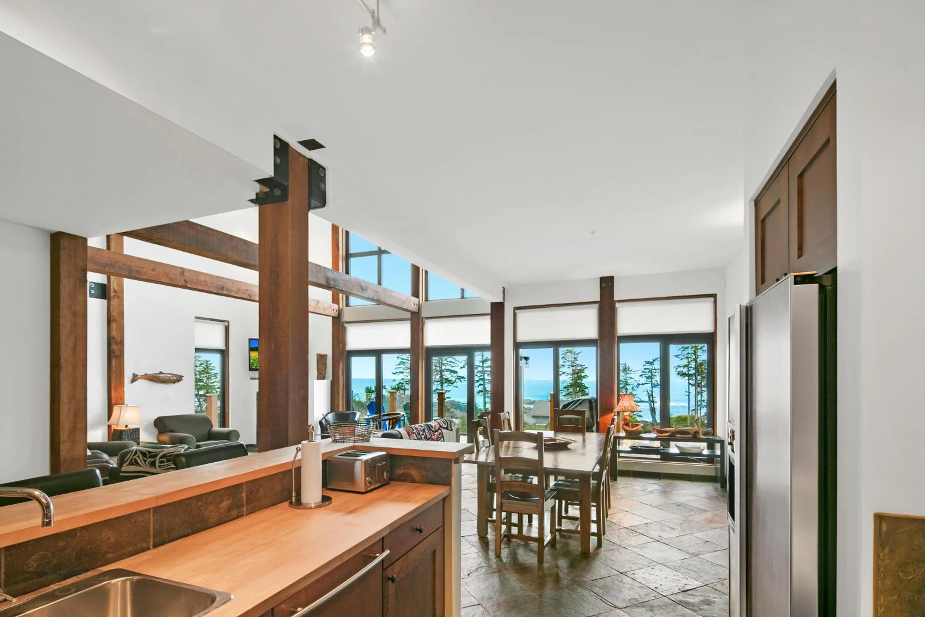 Dining area in Black Rock Ridge