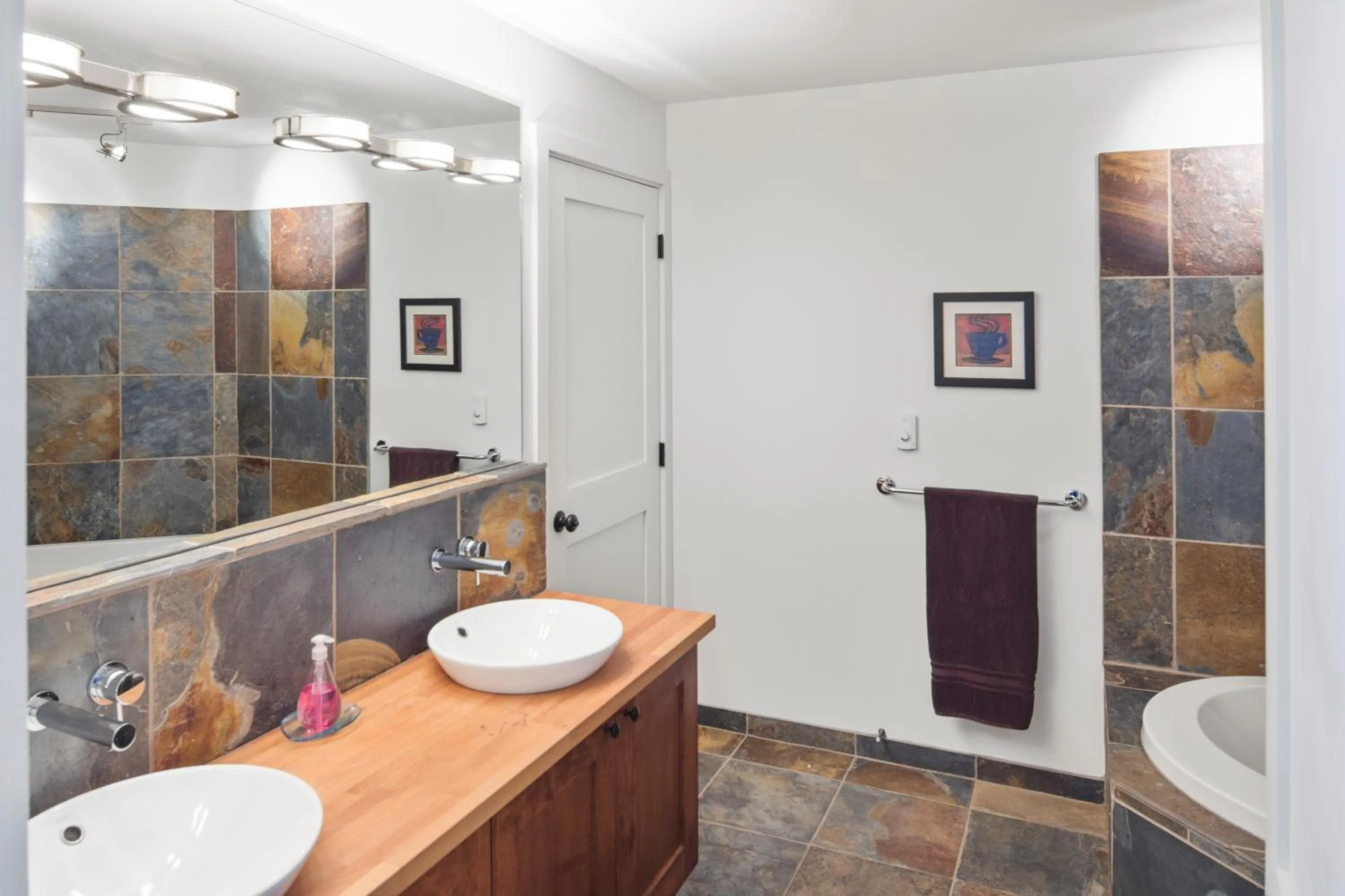 Bathroom in Black Rock Ridge