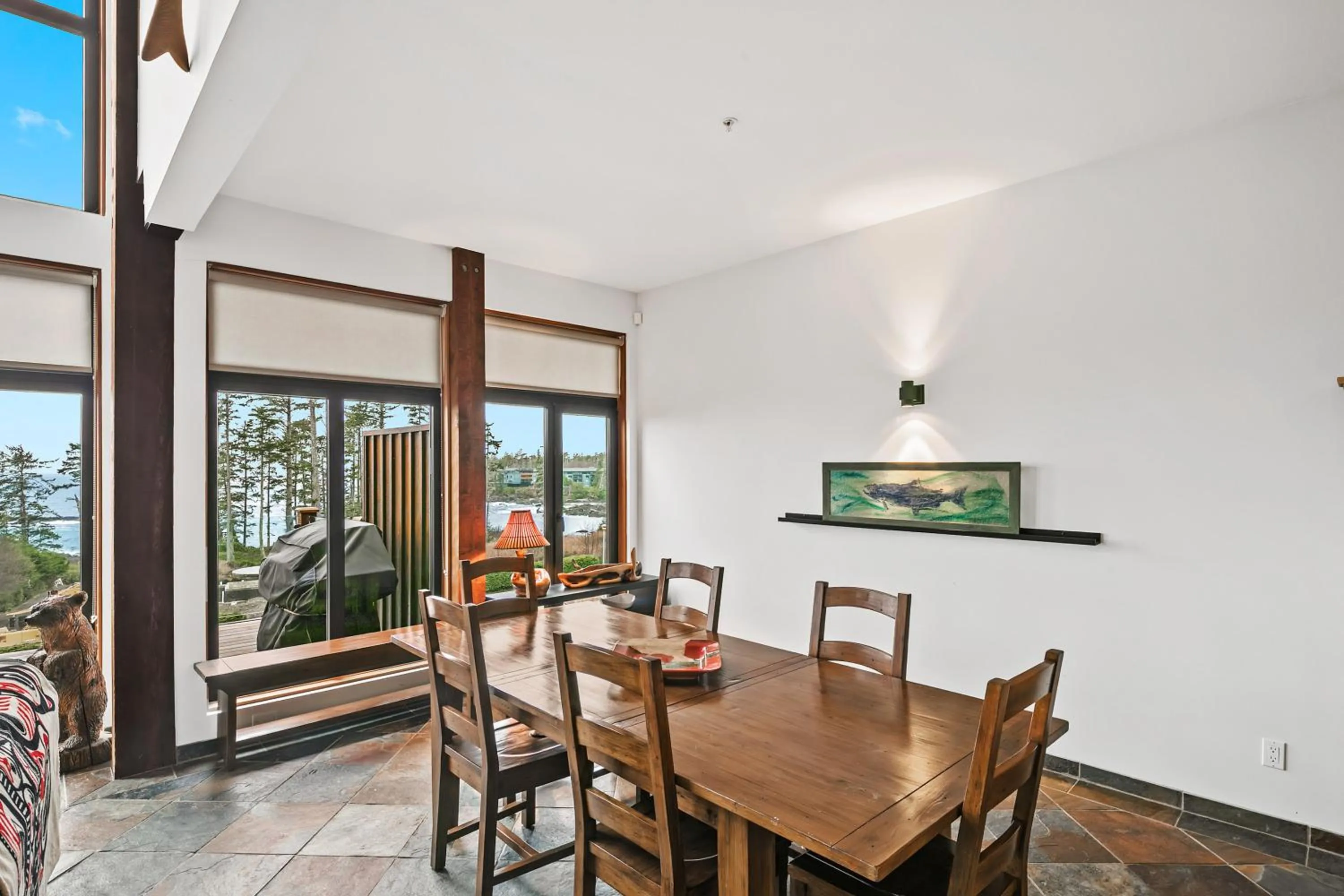 Dining area in Black Rock Ridge