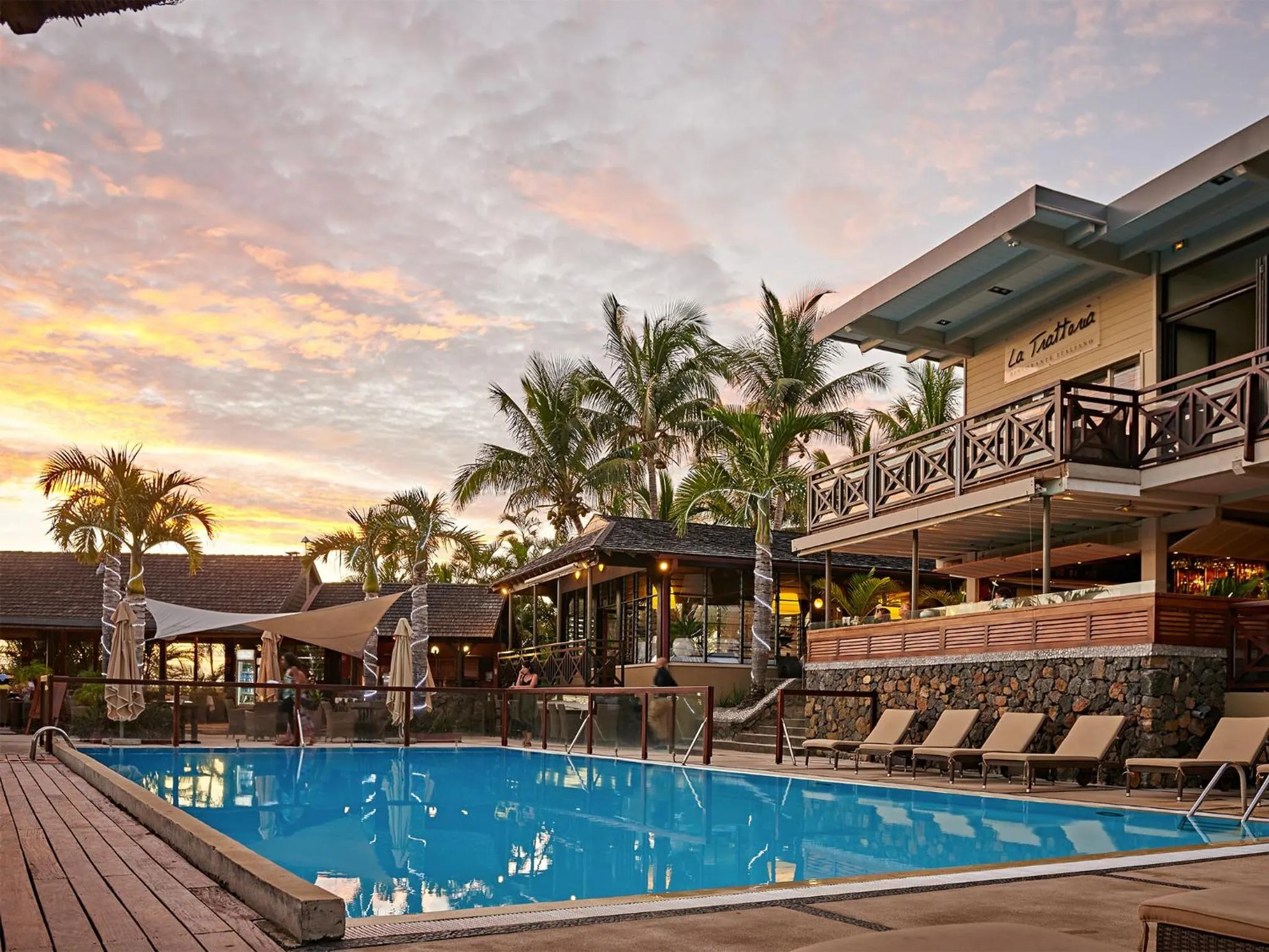 Facade/entrance in Iloha Seaview Hotel