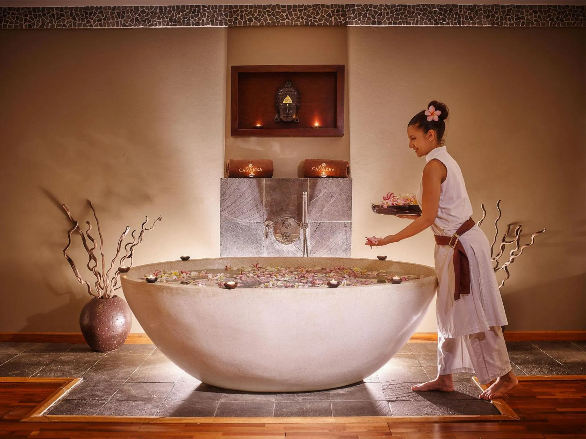 Spa and wellness centre/facilities in Iloha Seaview Hotel