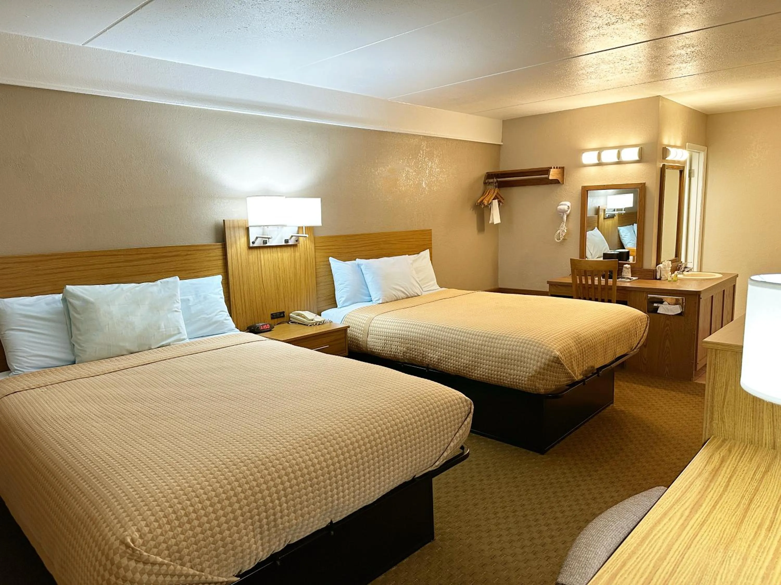 Bed in Sidney James Mountain Lodge