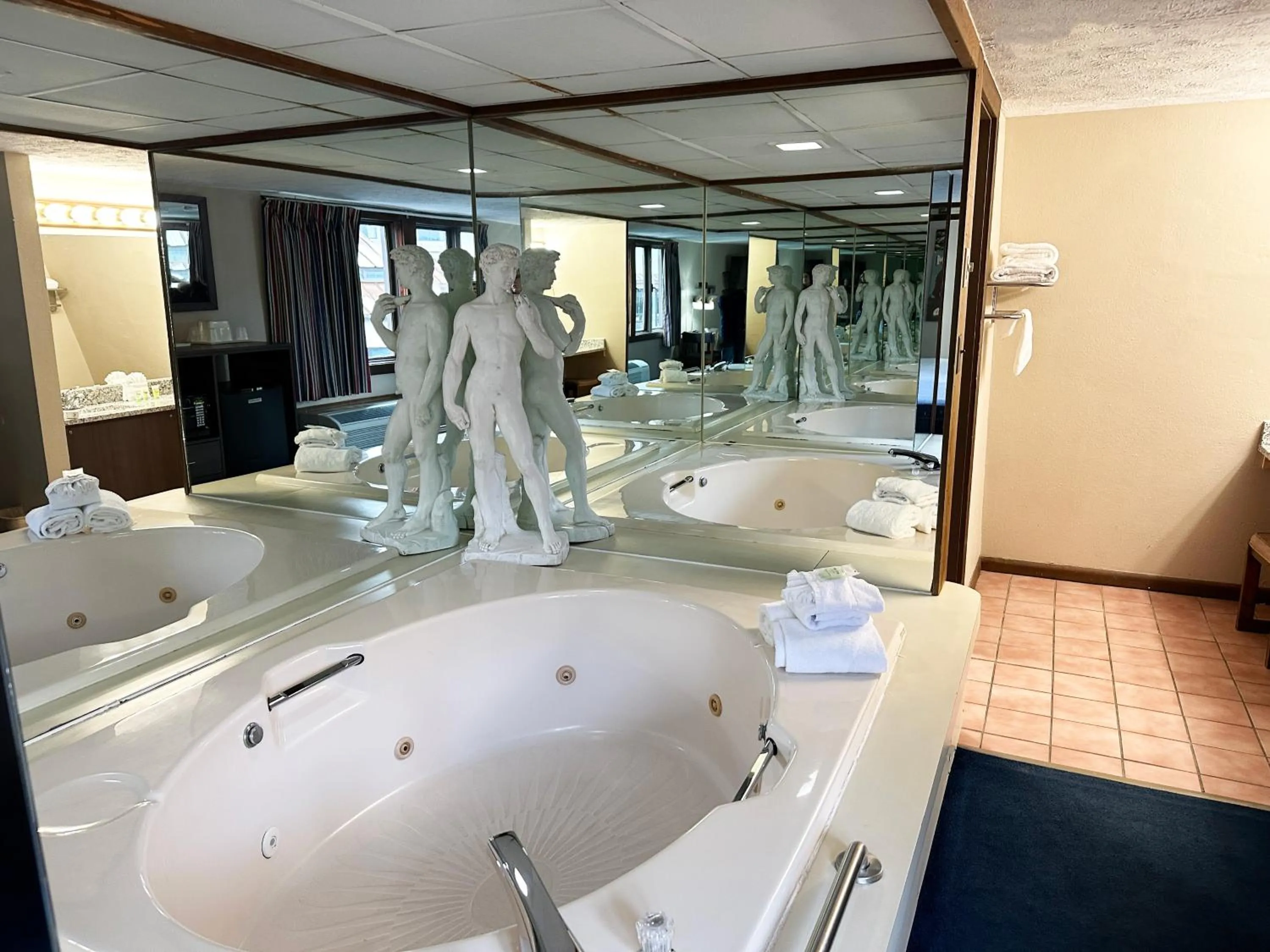 Bath in Sidney James Mountain Lodge