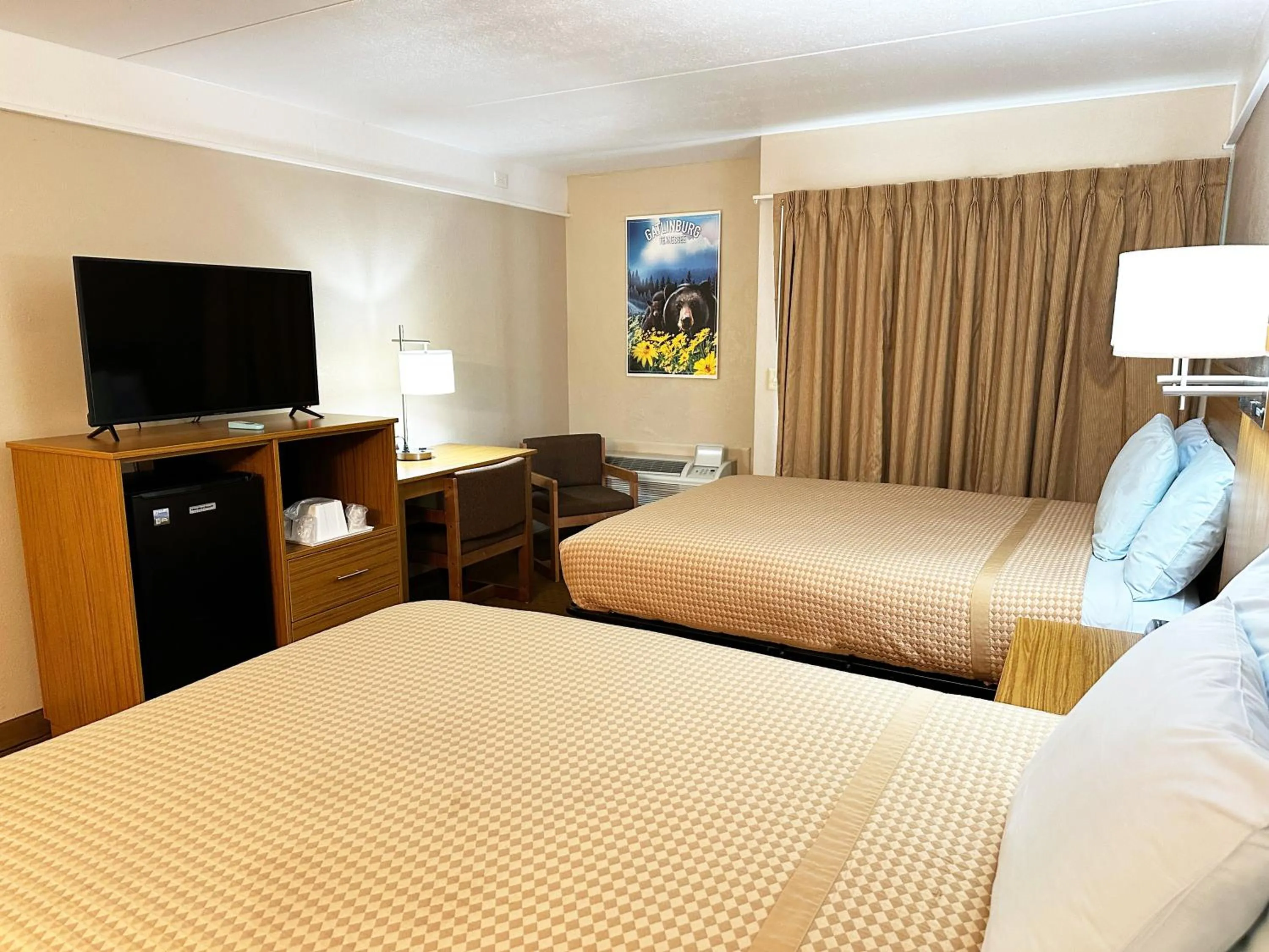 Bed in Sidney James Mountain Lodge