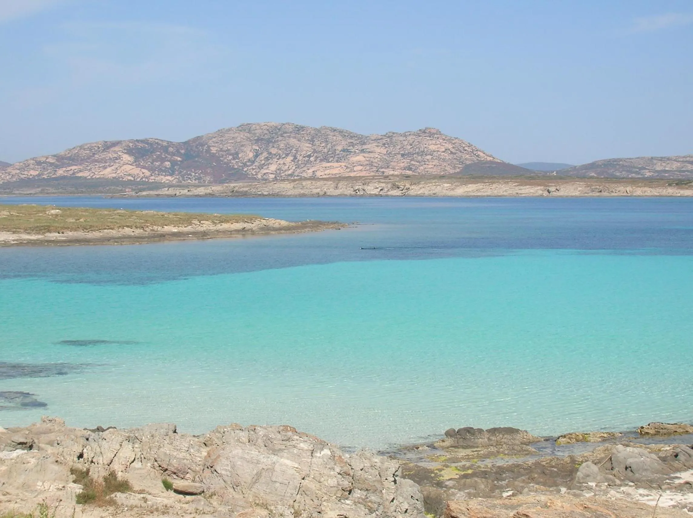 Natural landscape in Modern 1 bed apartment sleep 3 sea view only 700mt from sea