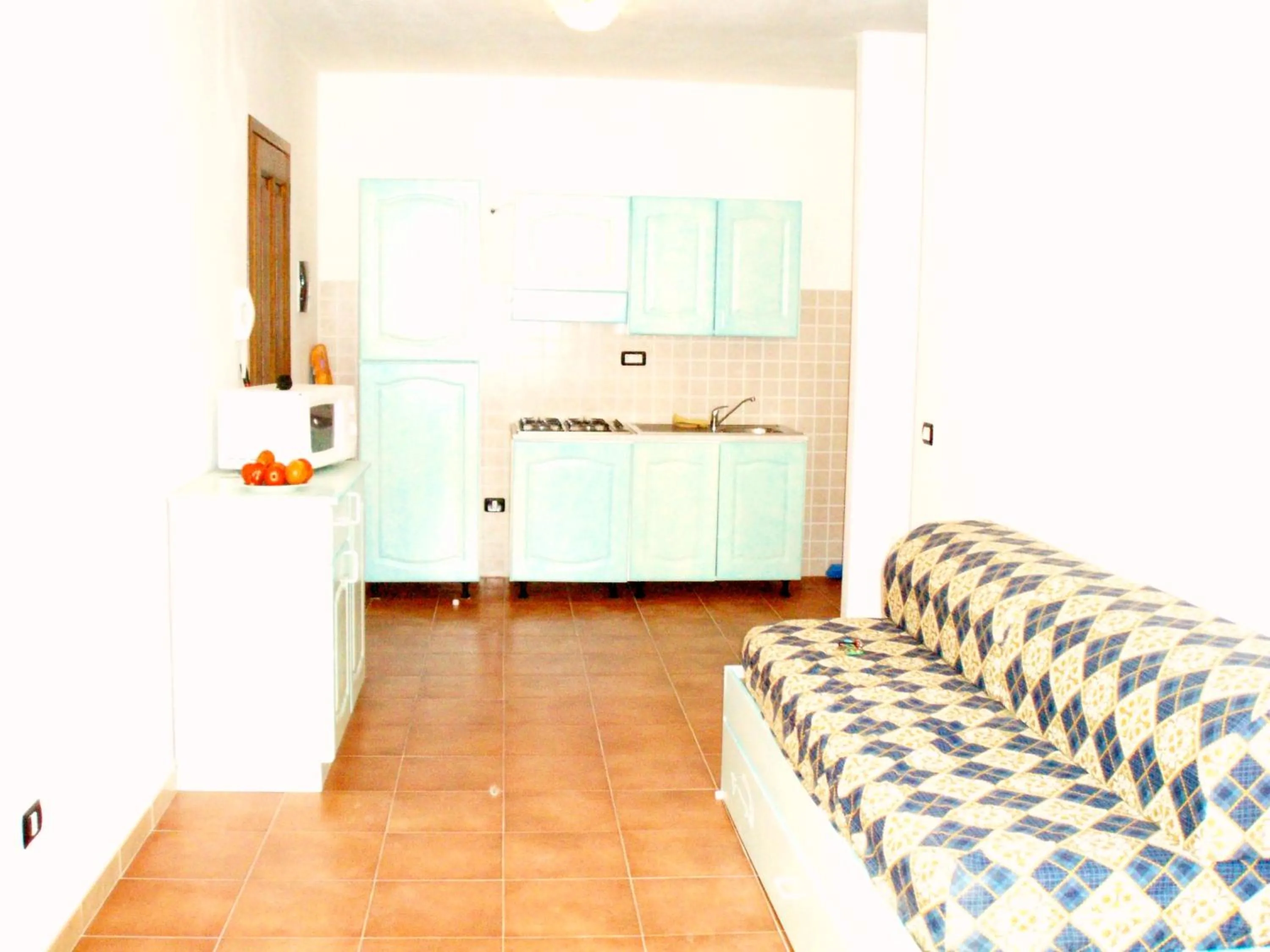 Living room, Bed in Modern 1 bed apartment sleep 3 sea view only 700mt from sea