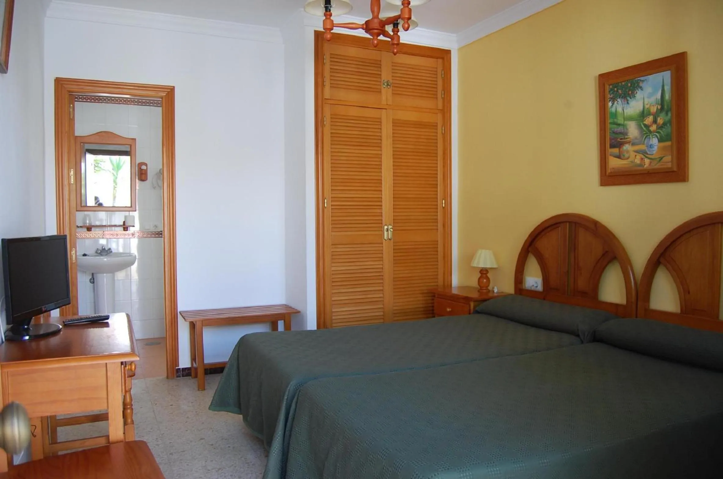 Photo of the whole room, Bed in Hotel Antonio Conil