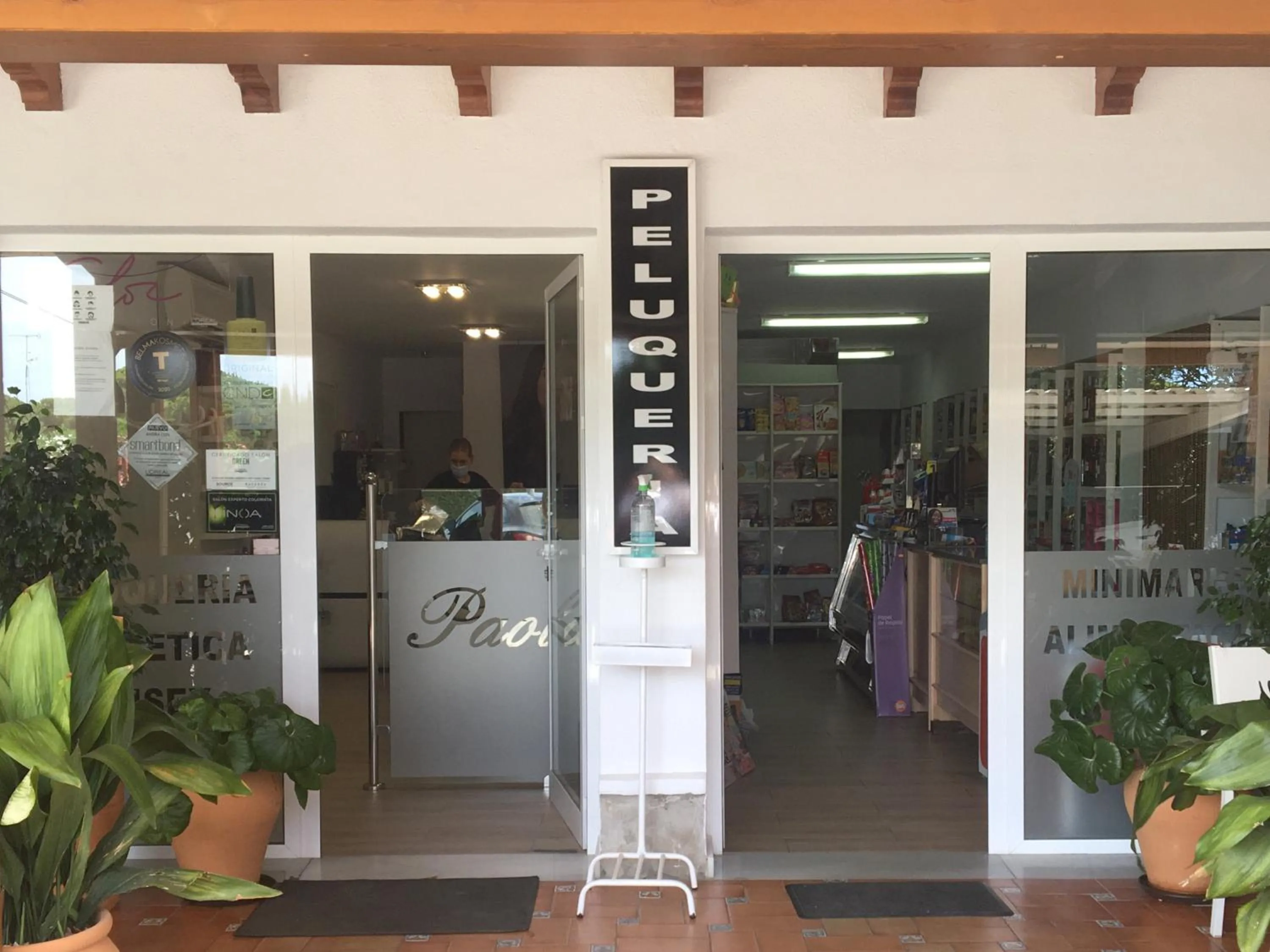 On-site shops in Hotel Antonio Conil