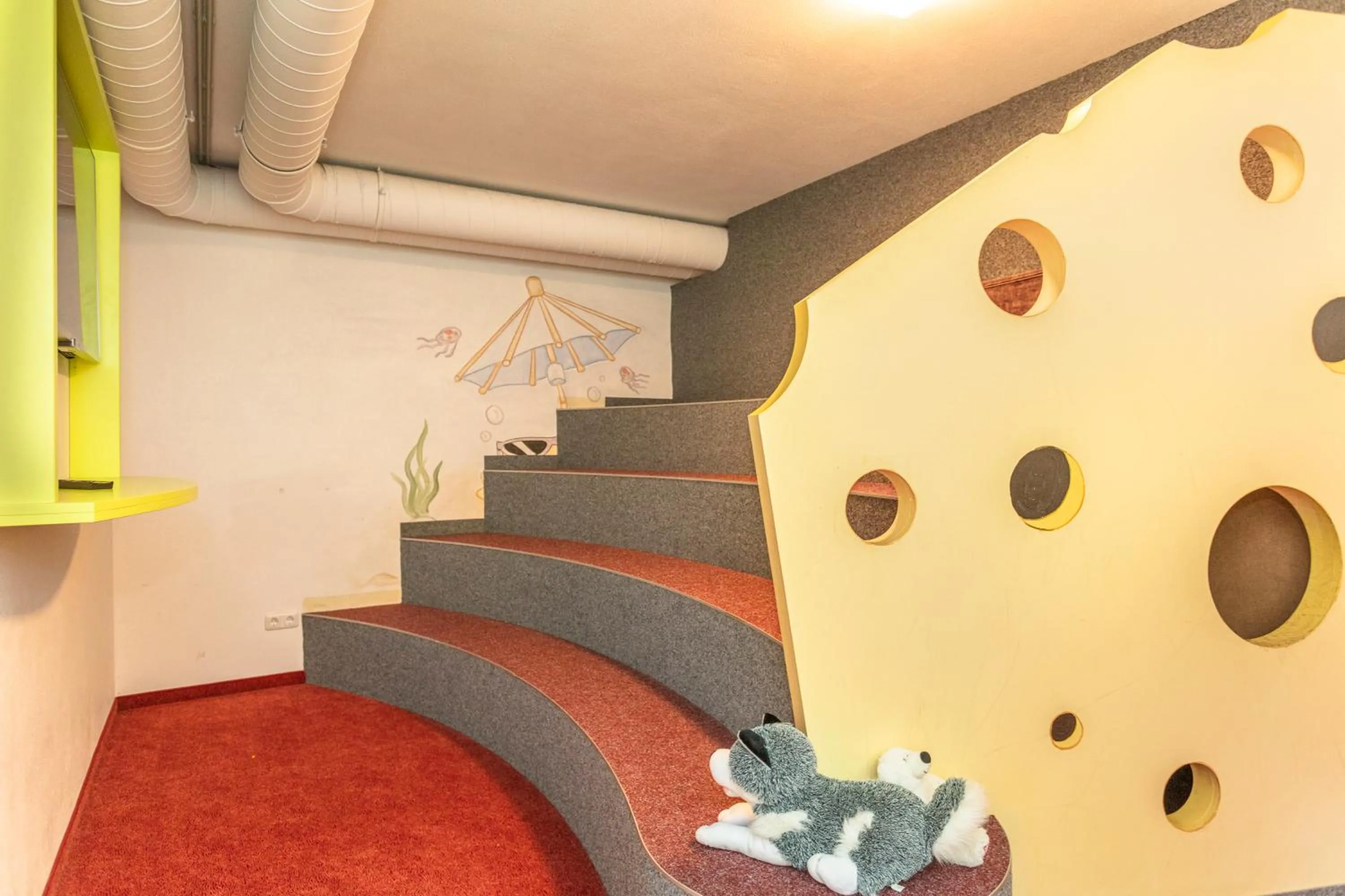 Children play ground in Apart Hotel Alpenhof Werfenweng